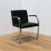 Paire de fauteuils BRNO, Knoll