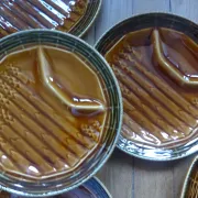 5 asparagus plates, 1 Sarreguemines dish L1 / 200106