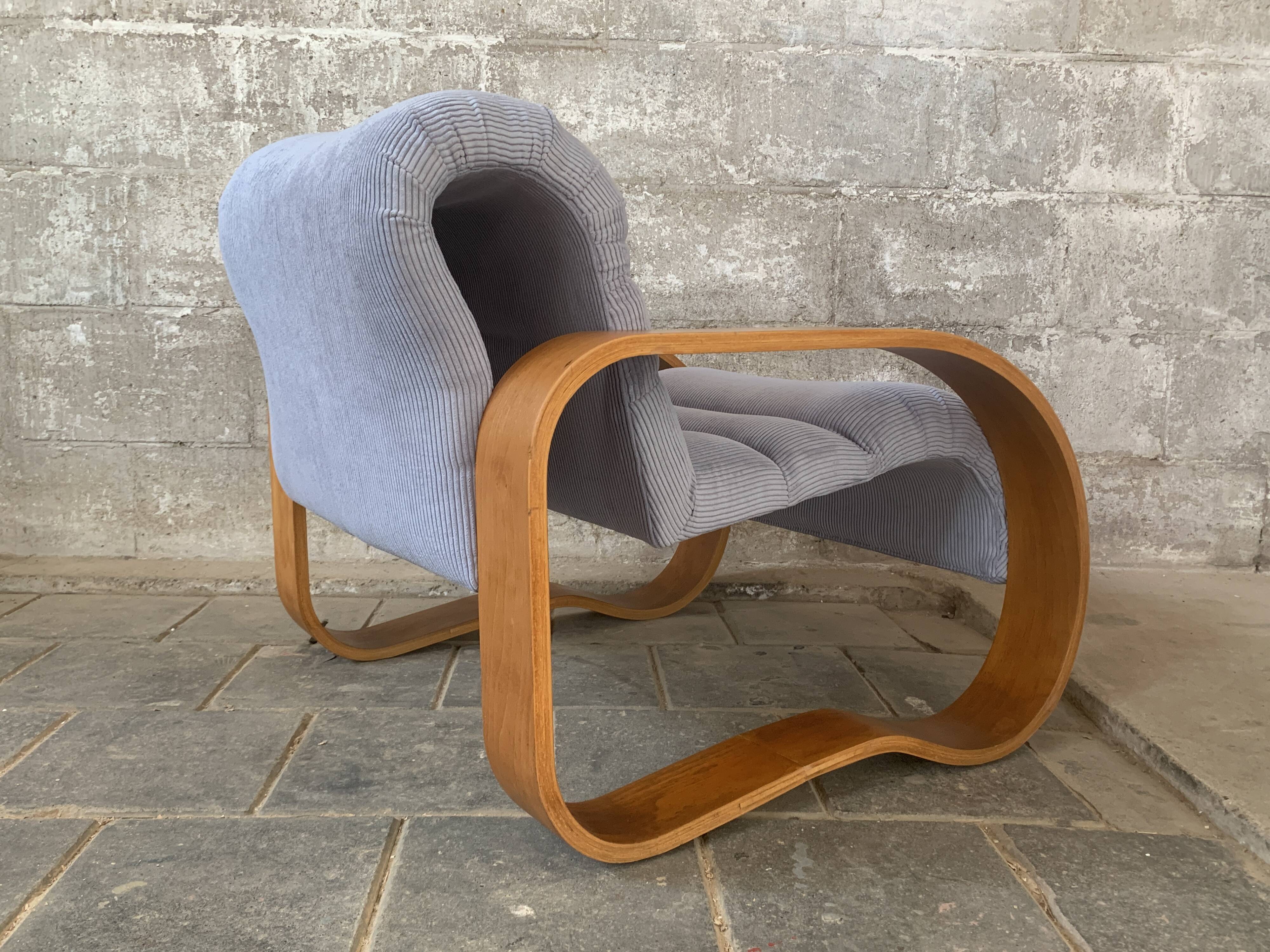 Midcentury modern curvy wavy lounge chair by Jan Bocan, Czech 1970s
