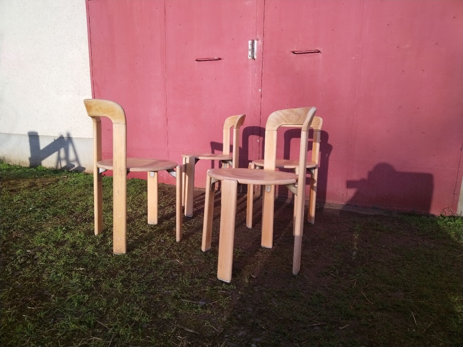 Living set with 4 chairs and a coffee table Bruno Rey