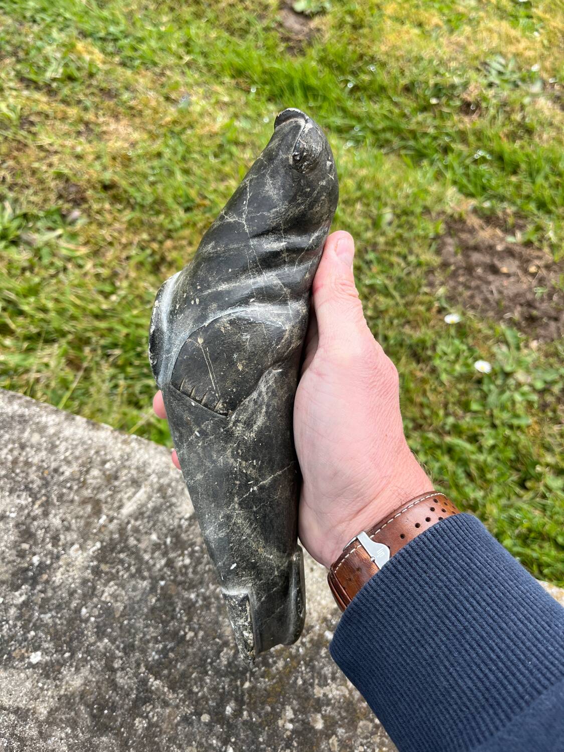 Statue, ancient Inuit sculpture in soapstone.