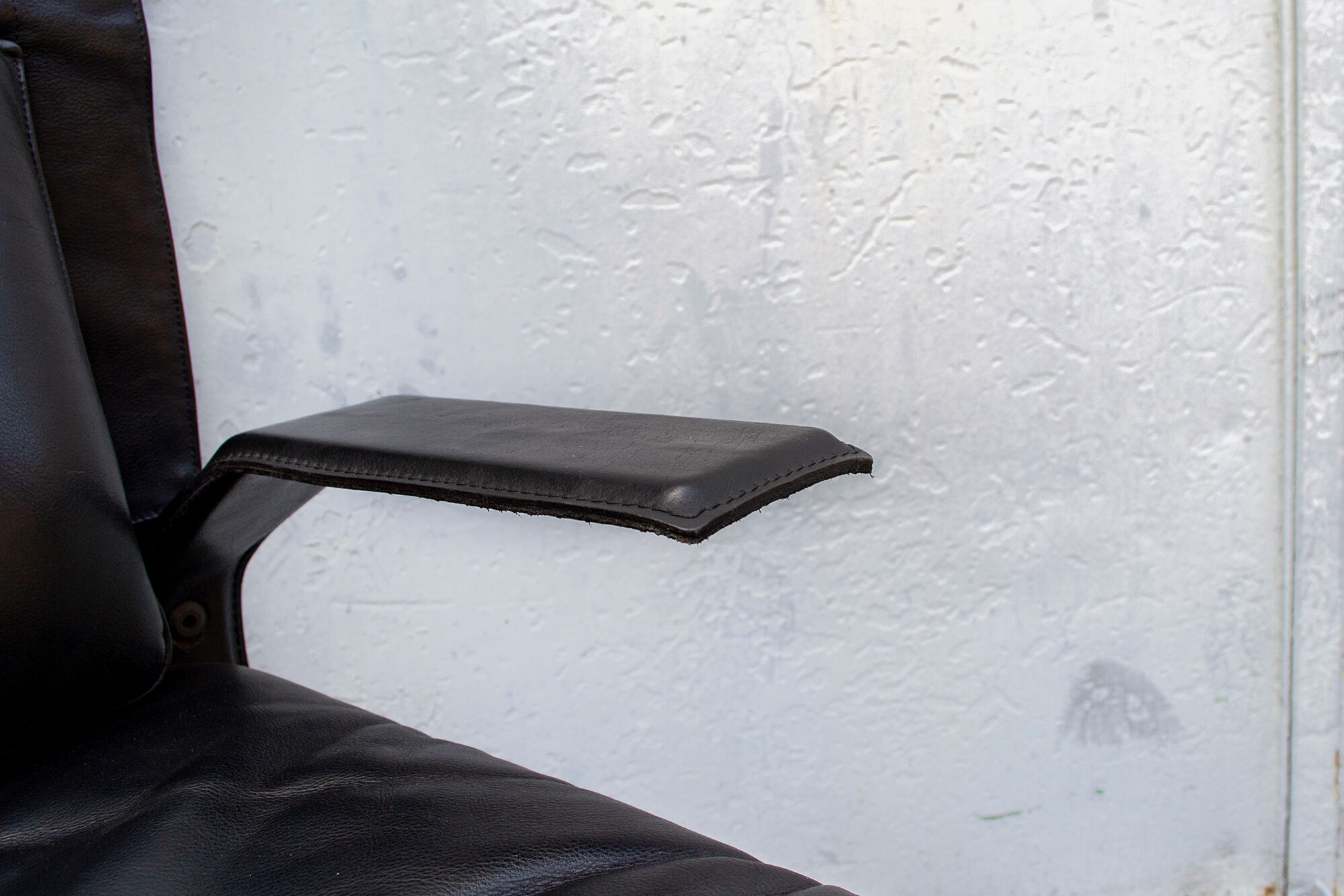 Leather desk armchair by Bernini Italia Anni '80