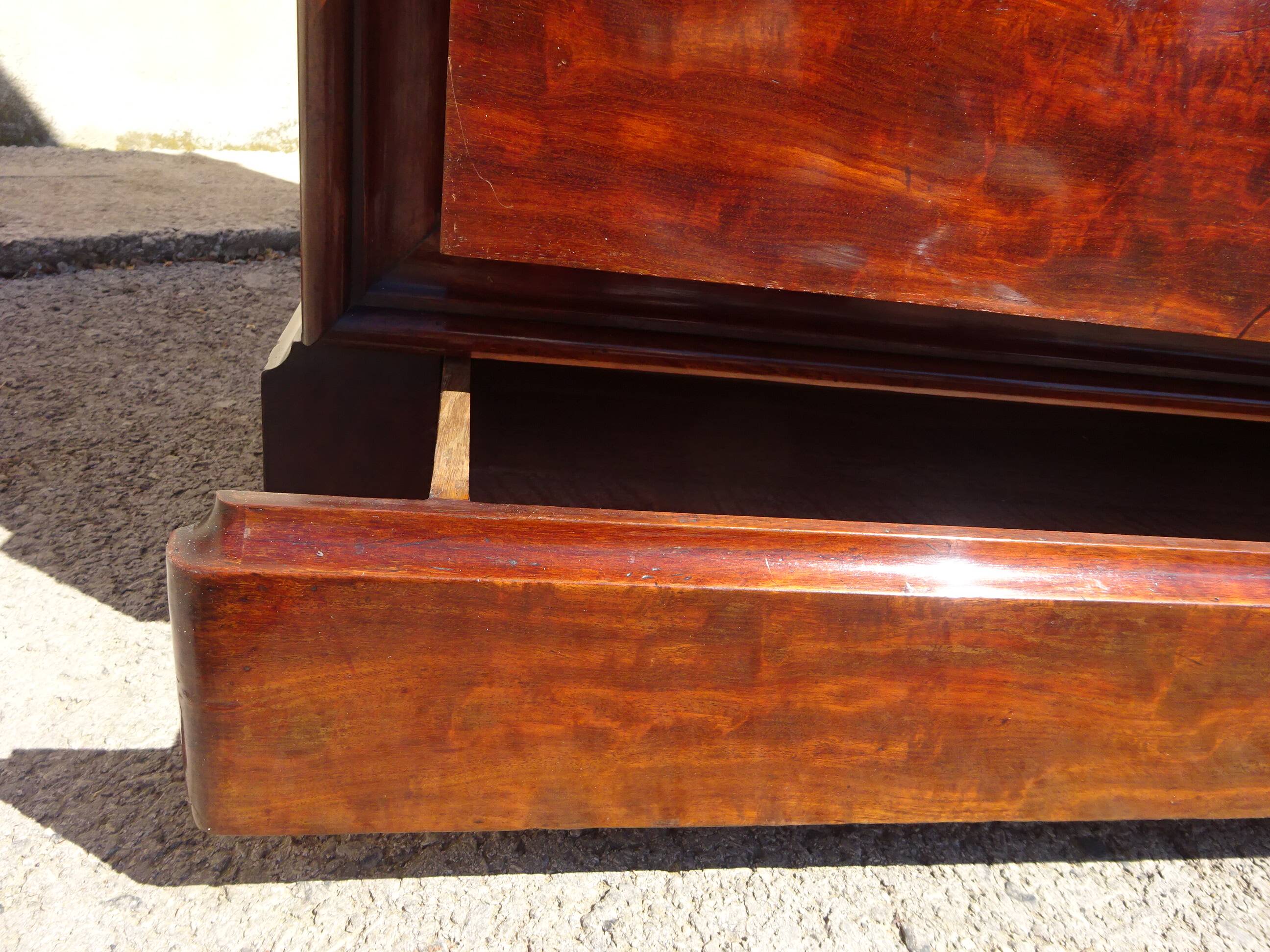 Bibliothèque époque Louis Philippe en acajou