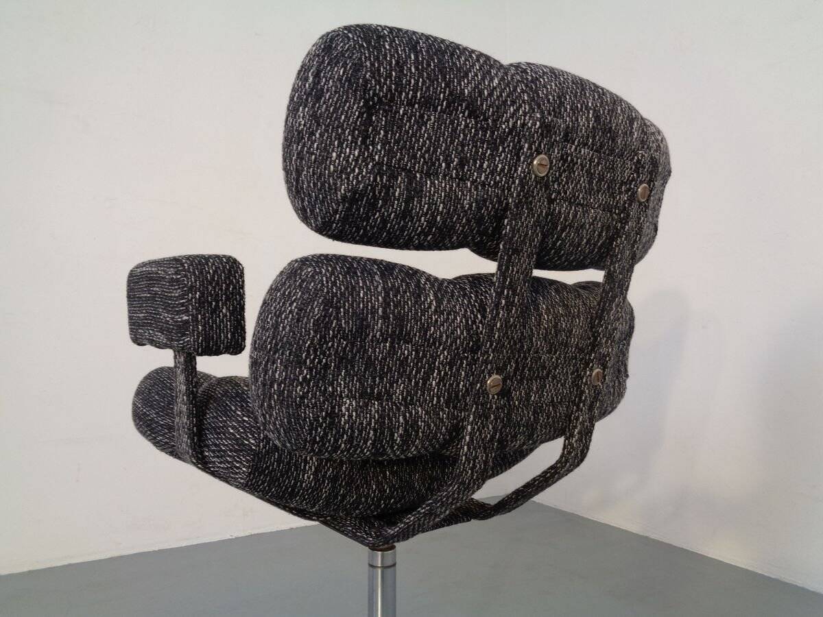 Italian Swivel Chair, 1960s