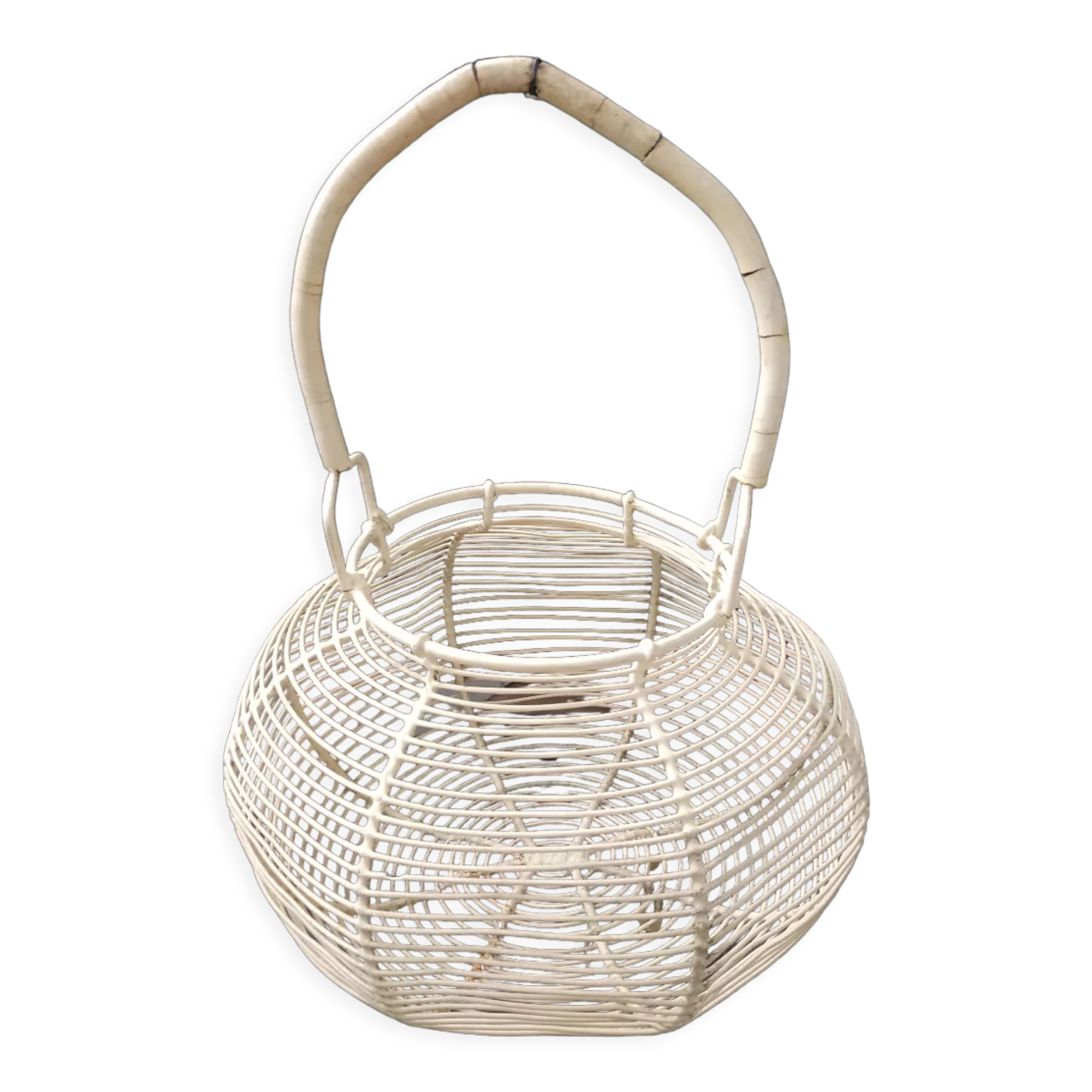 Egg basket