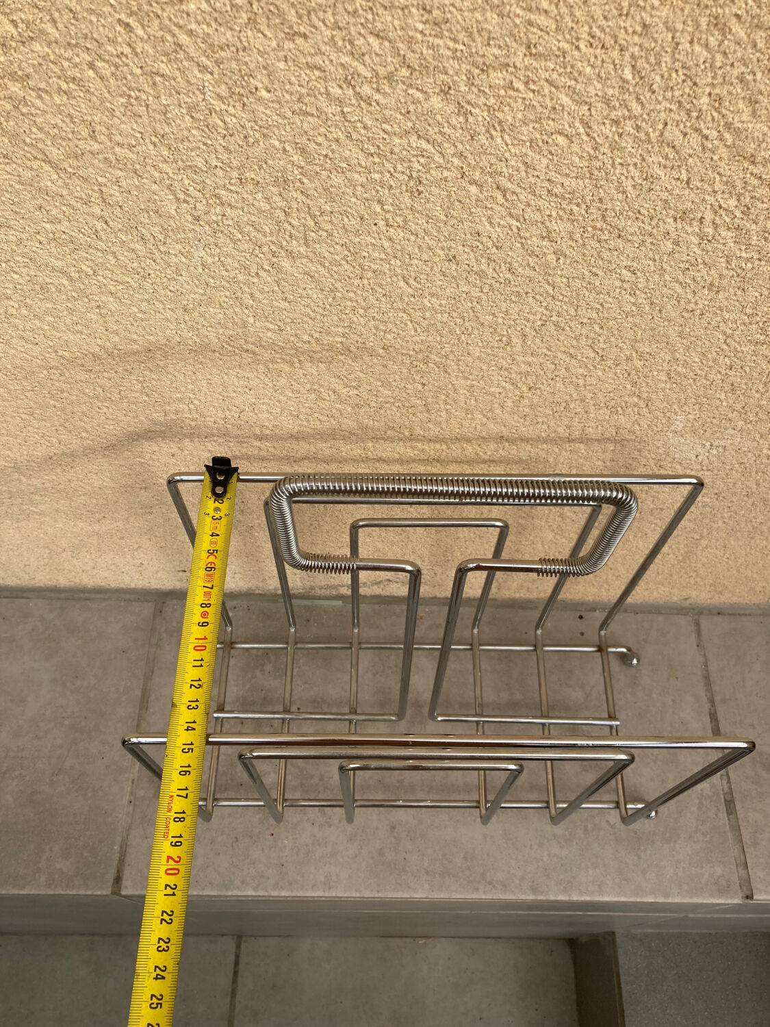 Chrome magazine rack