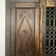 Massiv antik kolonial Schrank geschnitzt Holz Türen Gusseisen Gitter, Bali