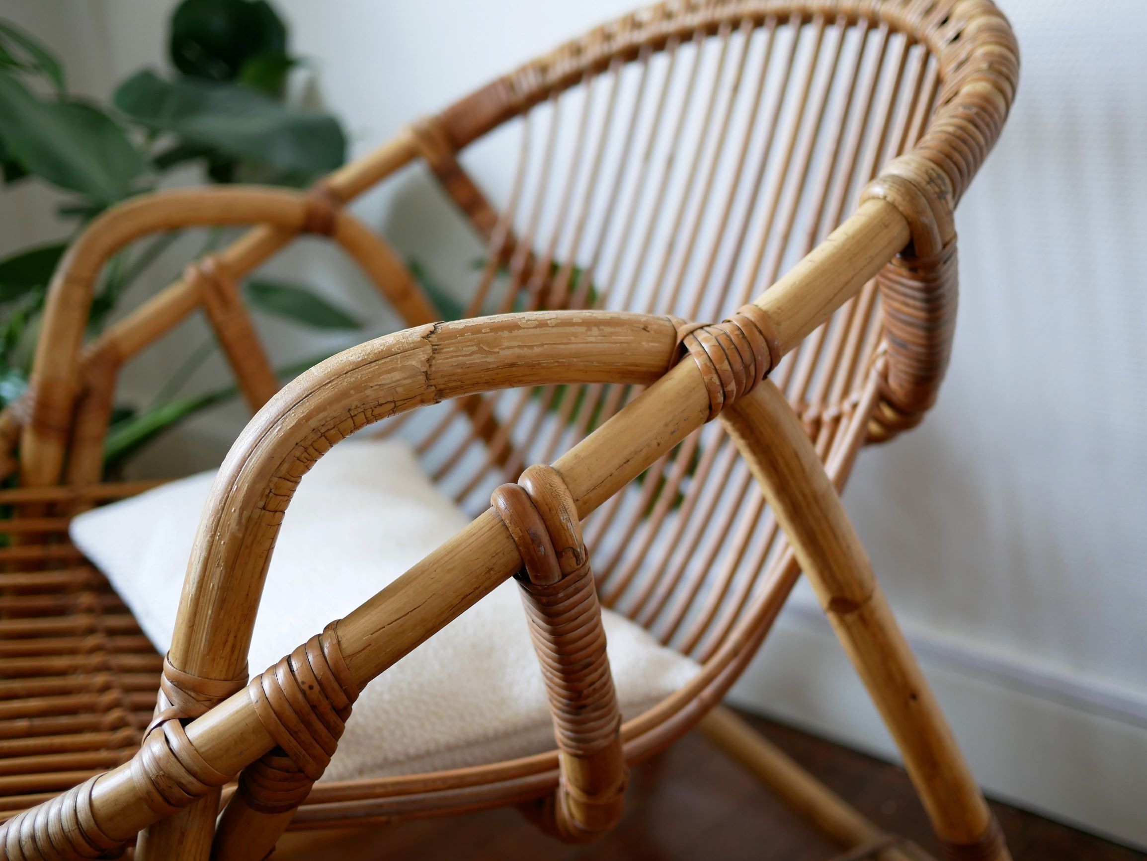 Vintage rattan "shell" armchair