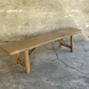 Banc en noyer design brutaliste années 50 