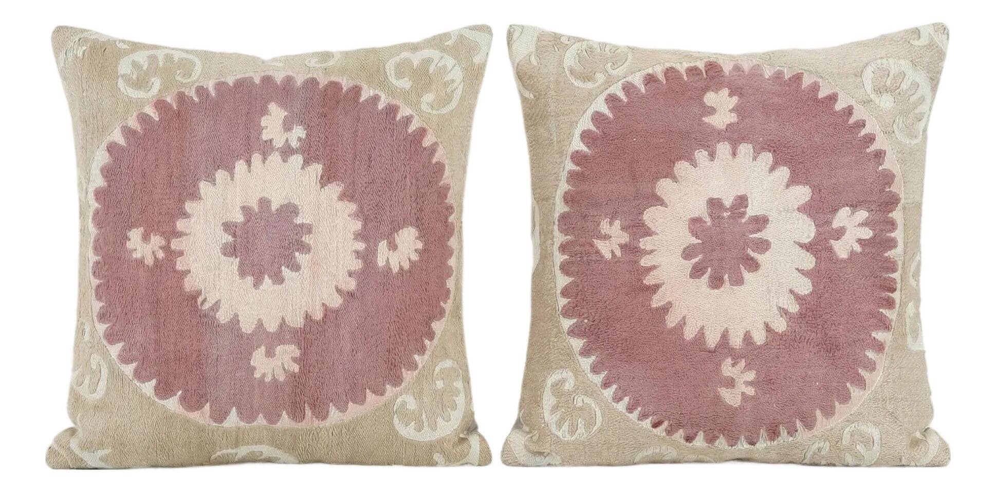 Set of 2 vintage embroidered cushion covers 61x64 cm