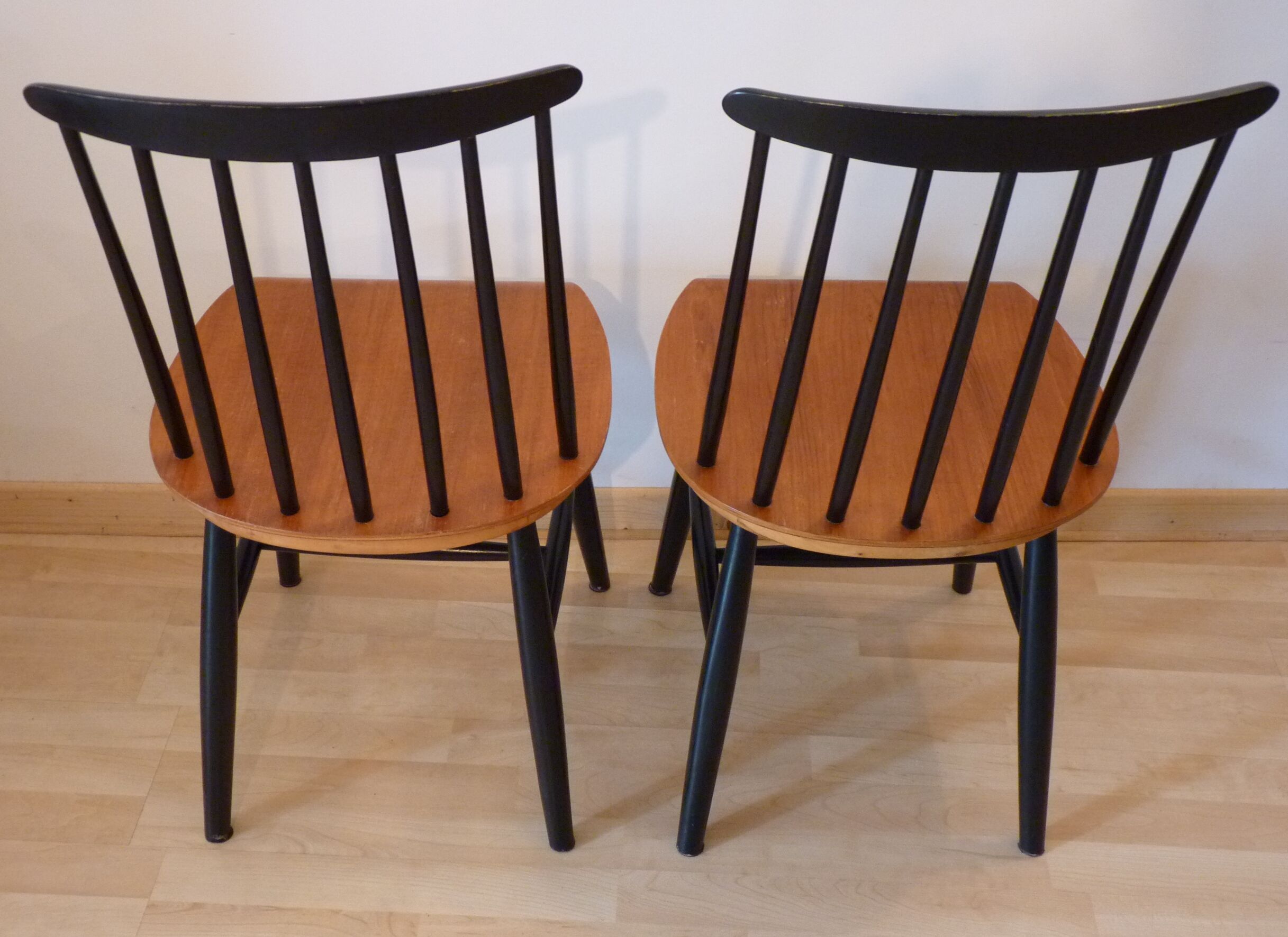 Pair of chairs Fanett design Ilmari Tapiovaara