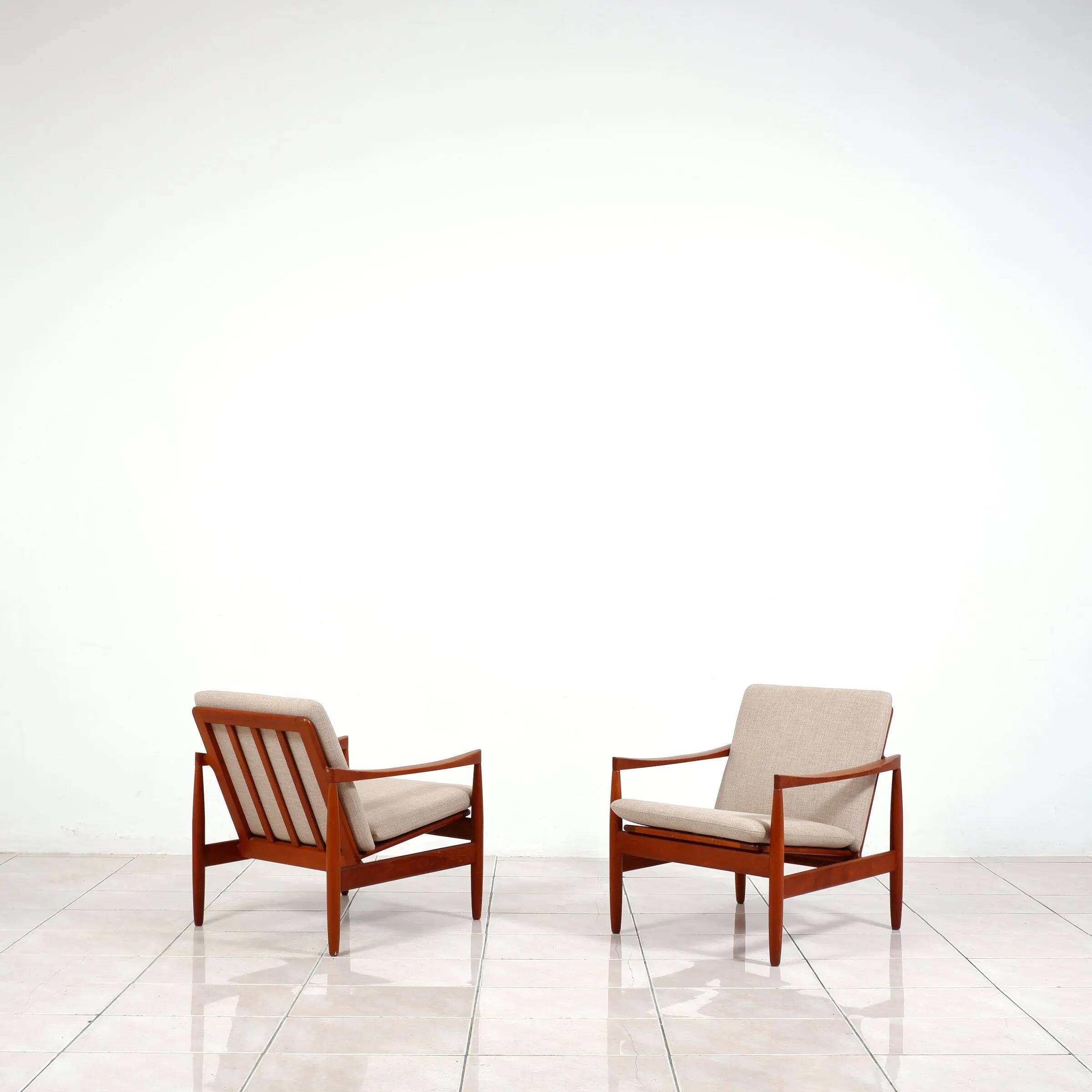 2 chaises longues en teck par Skive Mobelfabrik