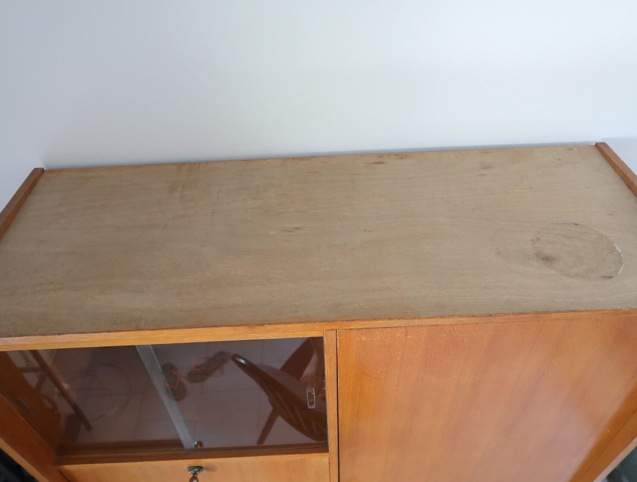 Armoire secrétaire