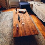 Table basse en bois et laiton