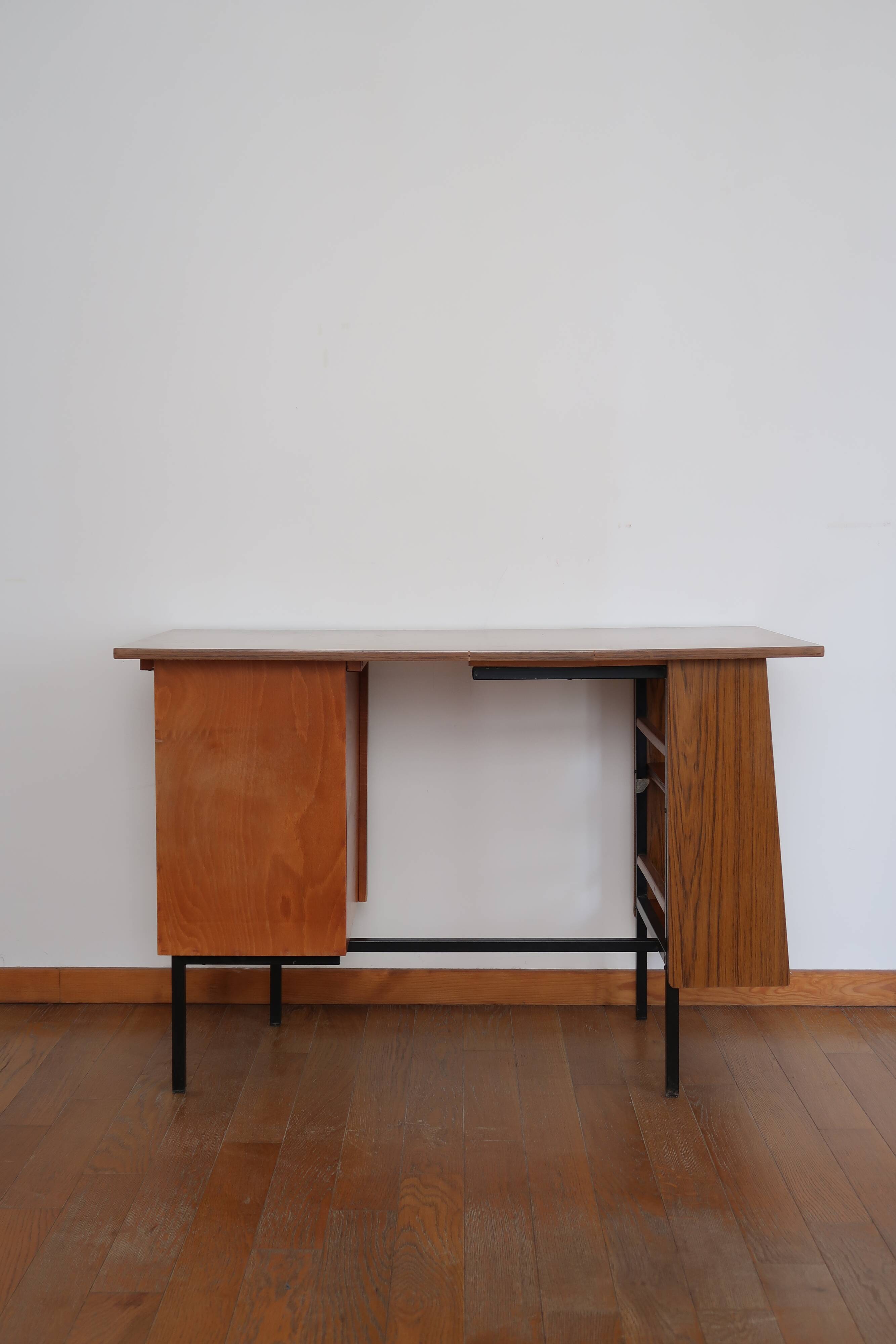 Small Danish office formica