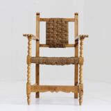 Ensemble de 2 fauteuils brutalistes espagnols en bois sculpté et tressé en jonc -