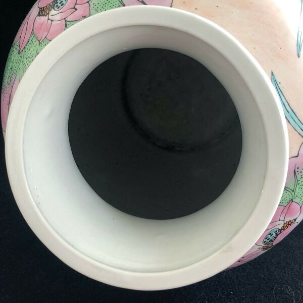 Vase à décor de lotus en émaux China XIXe Hauteur 30,02 cm