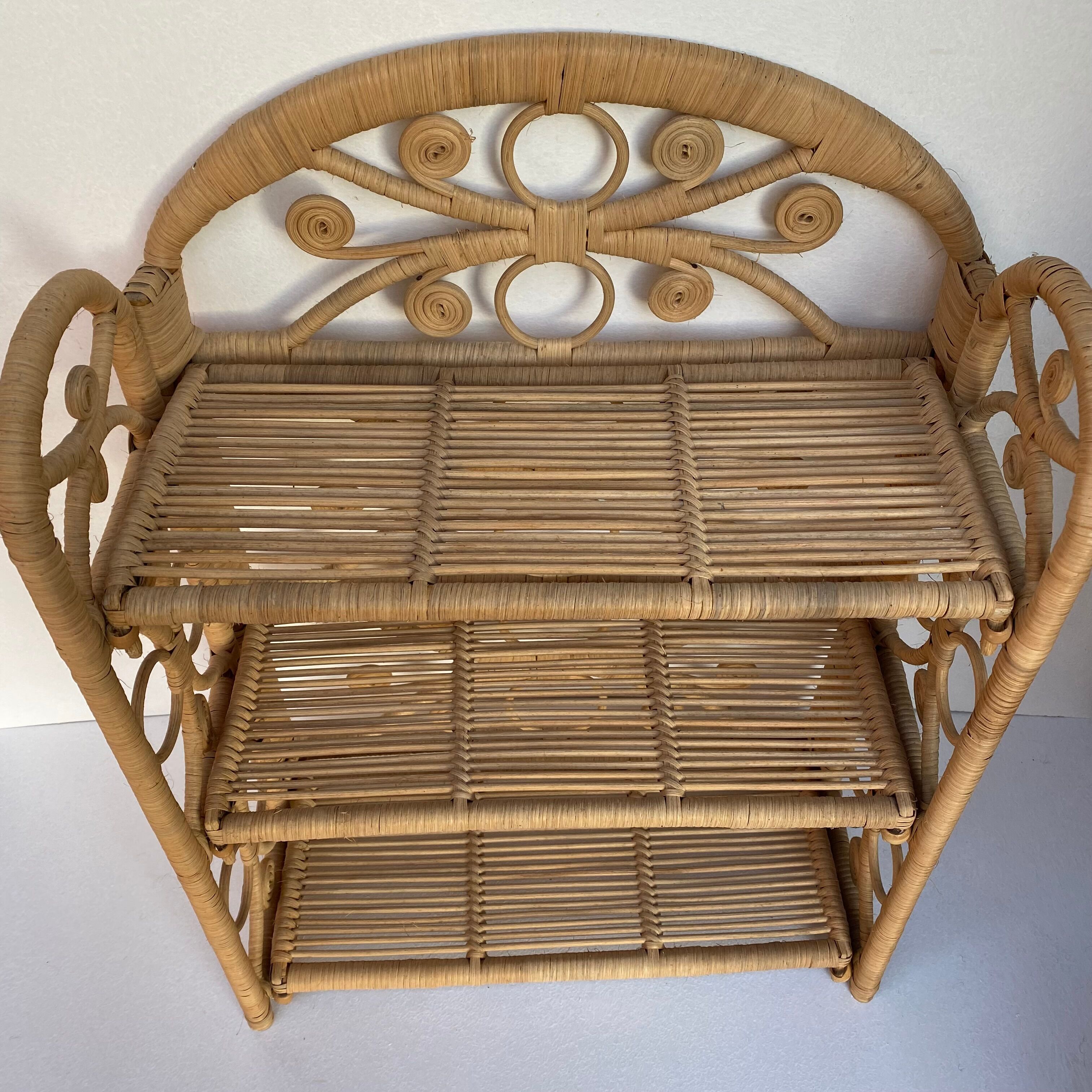 Vintage rattan floor peacock