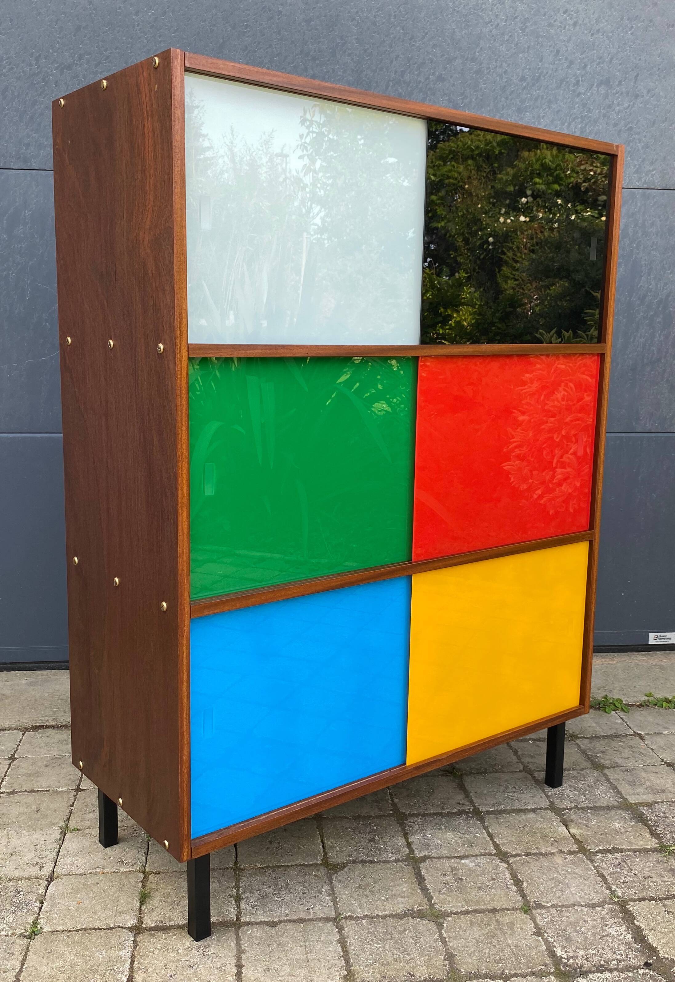 Vintage bookcase/showcase