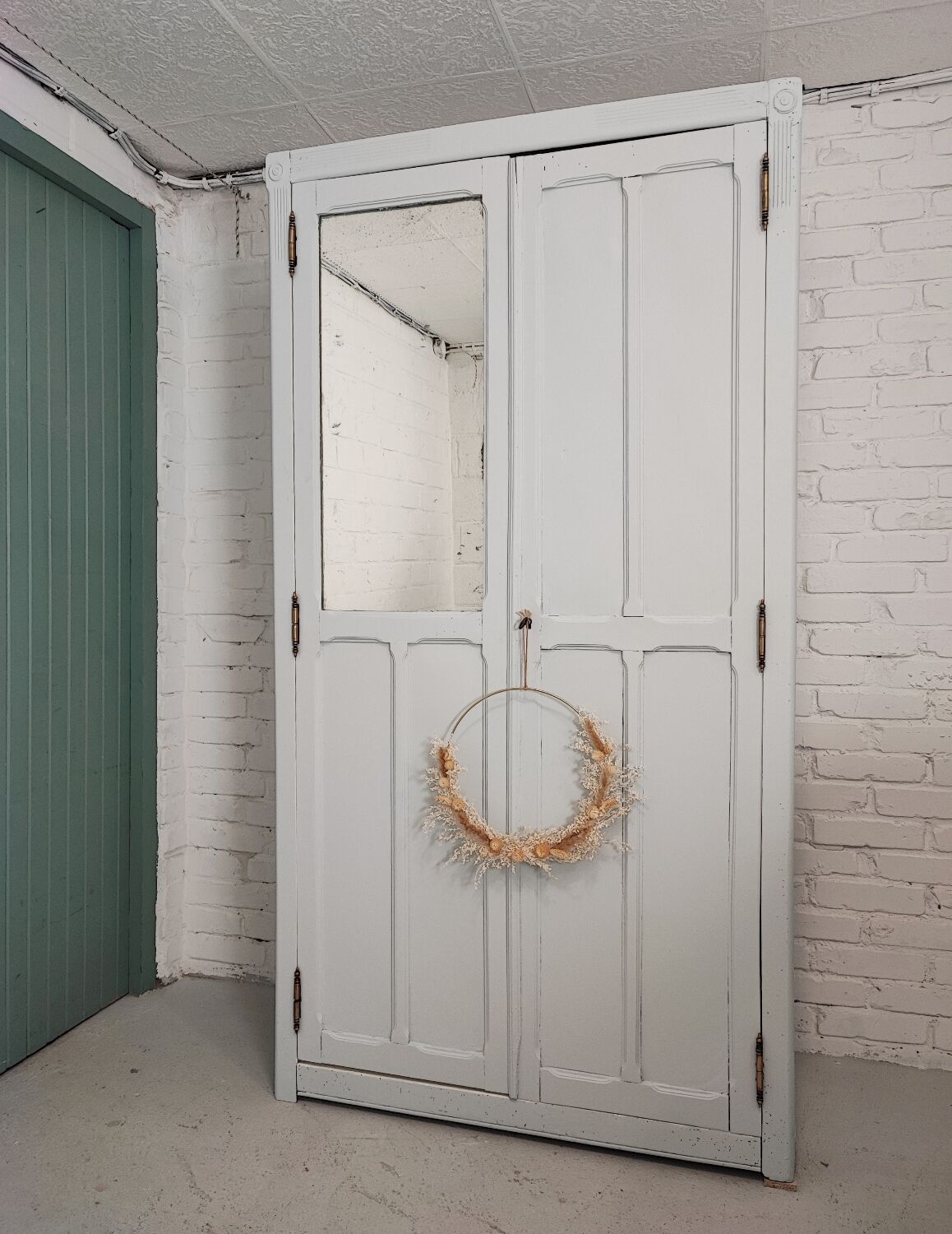 Parisian wardrobe with mirror