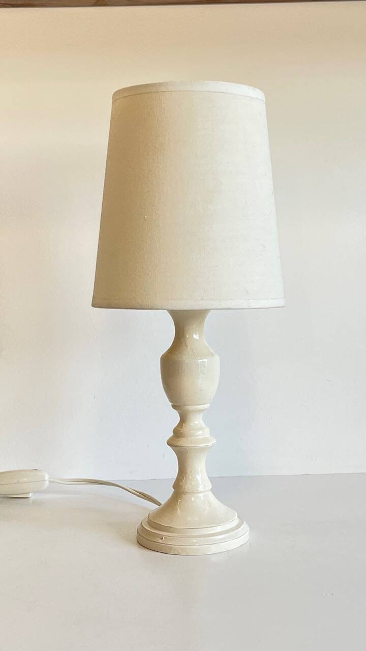 Vintage White-Cream Lacquered WOOD LAMP