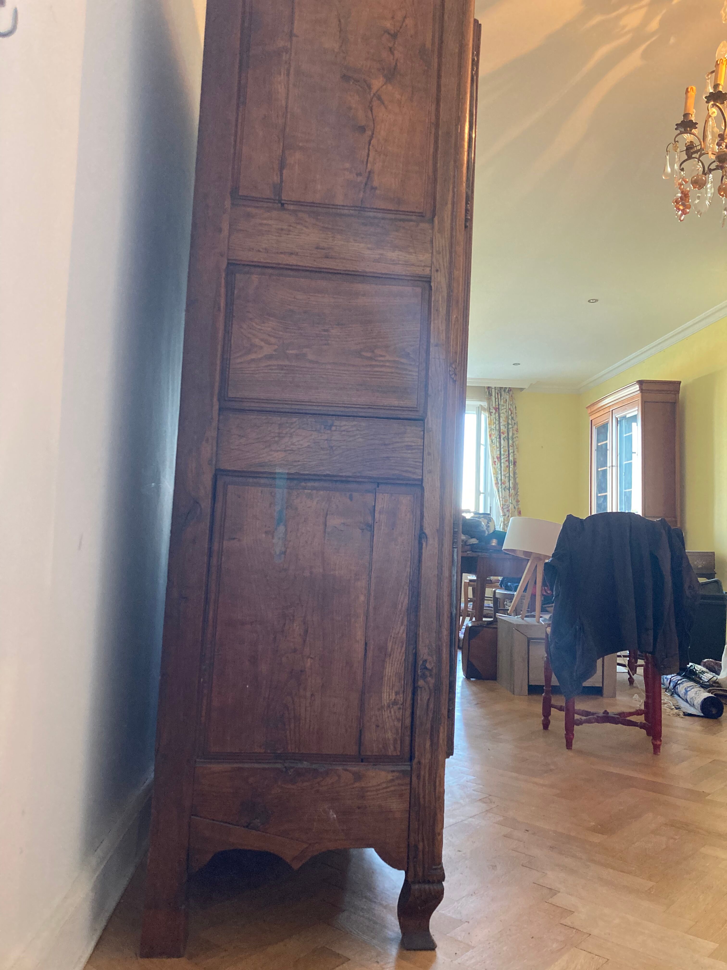 Armoire en chêne