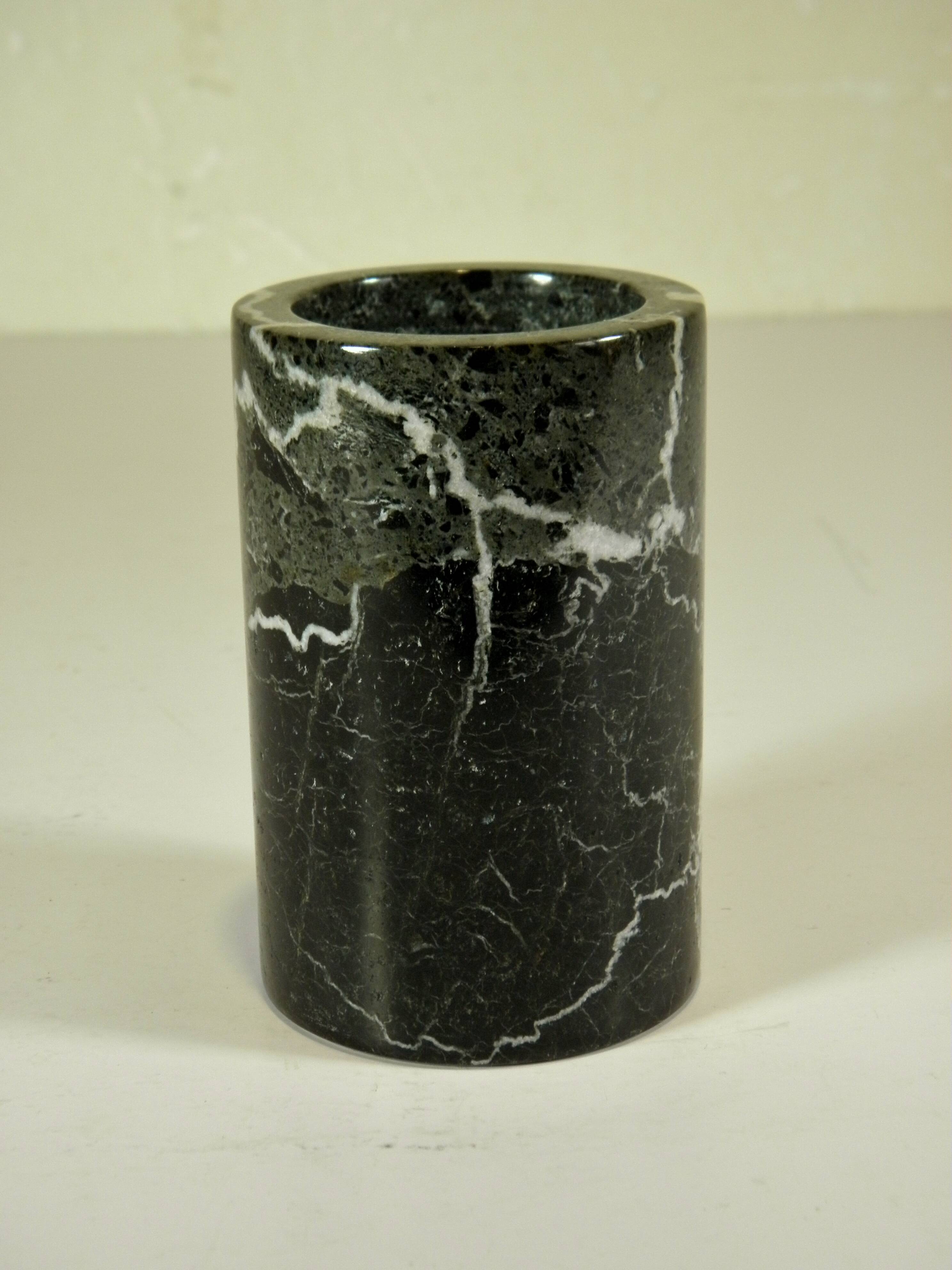 Pot - vase in black marble 10 cm