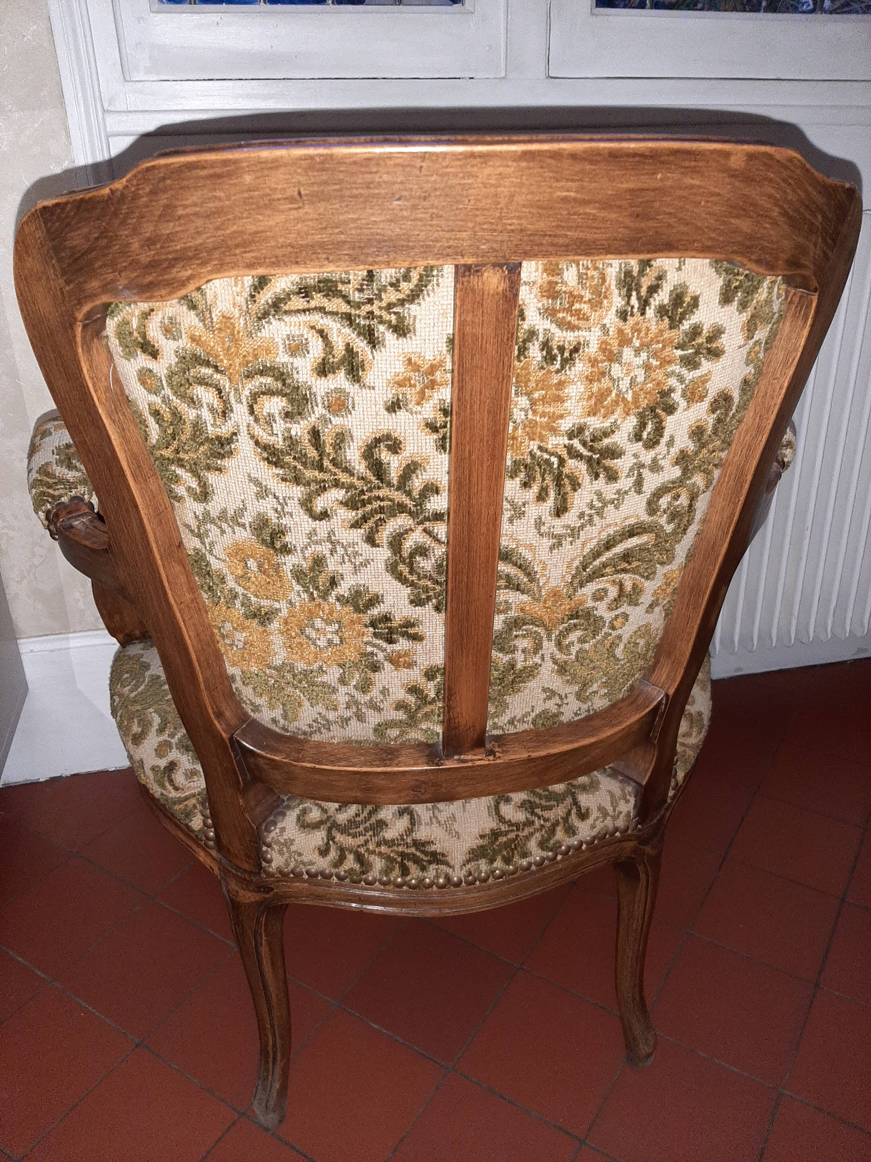Pair of cabriolet armchairs in Louis XV style