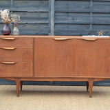 Scottish enfilade by McIntosh * 152 cm