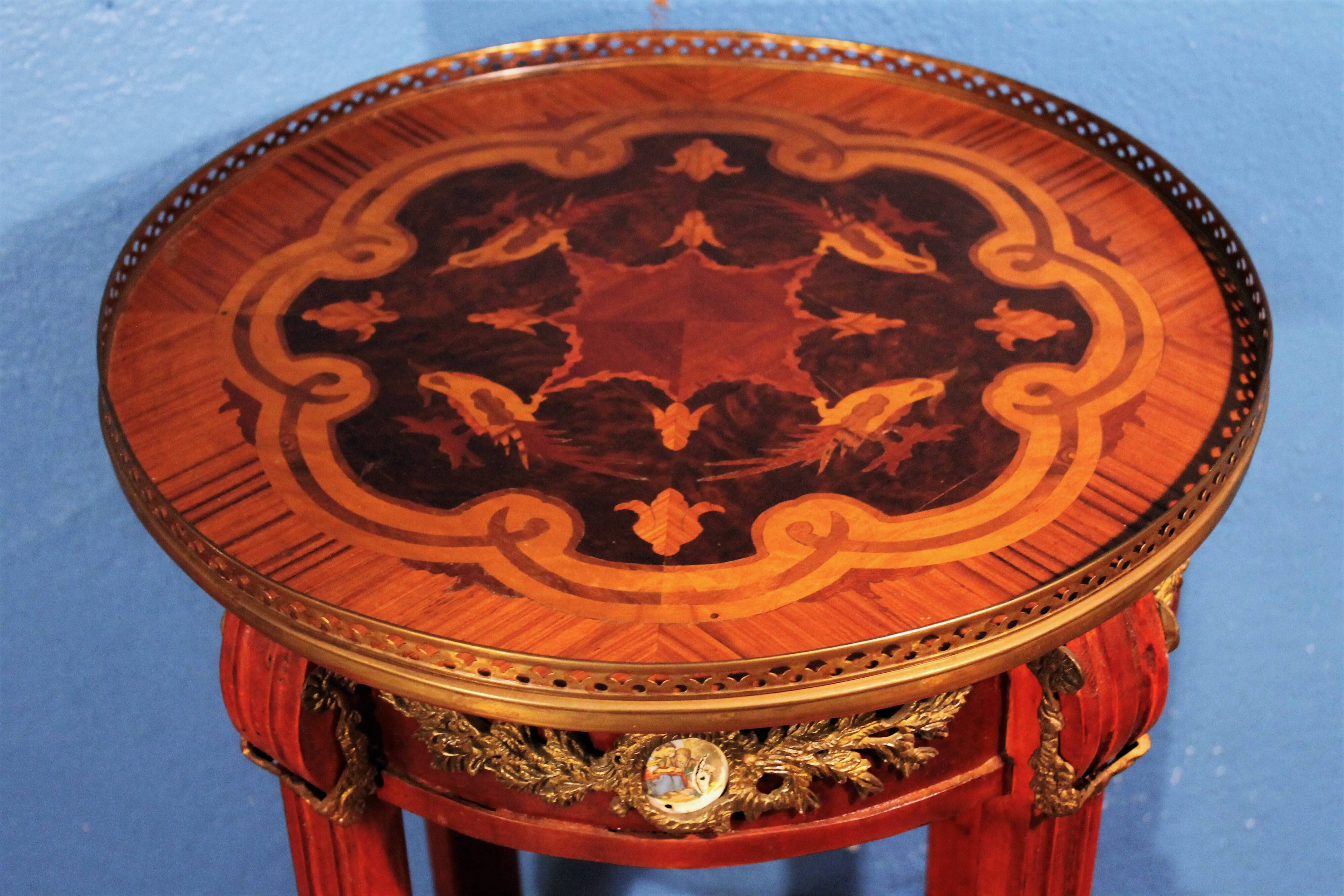 Guéridon style XIXème
