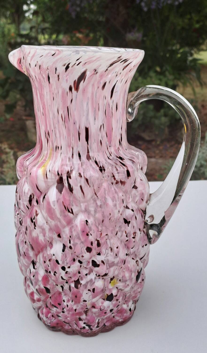 Pichet en verrerie de Clichy