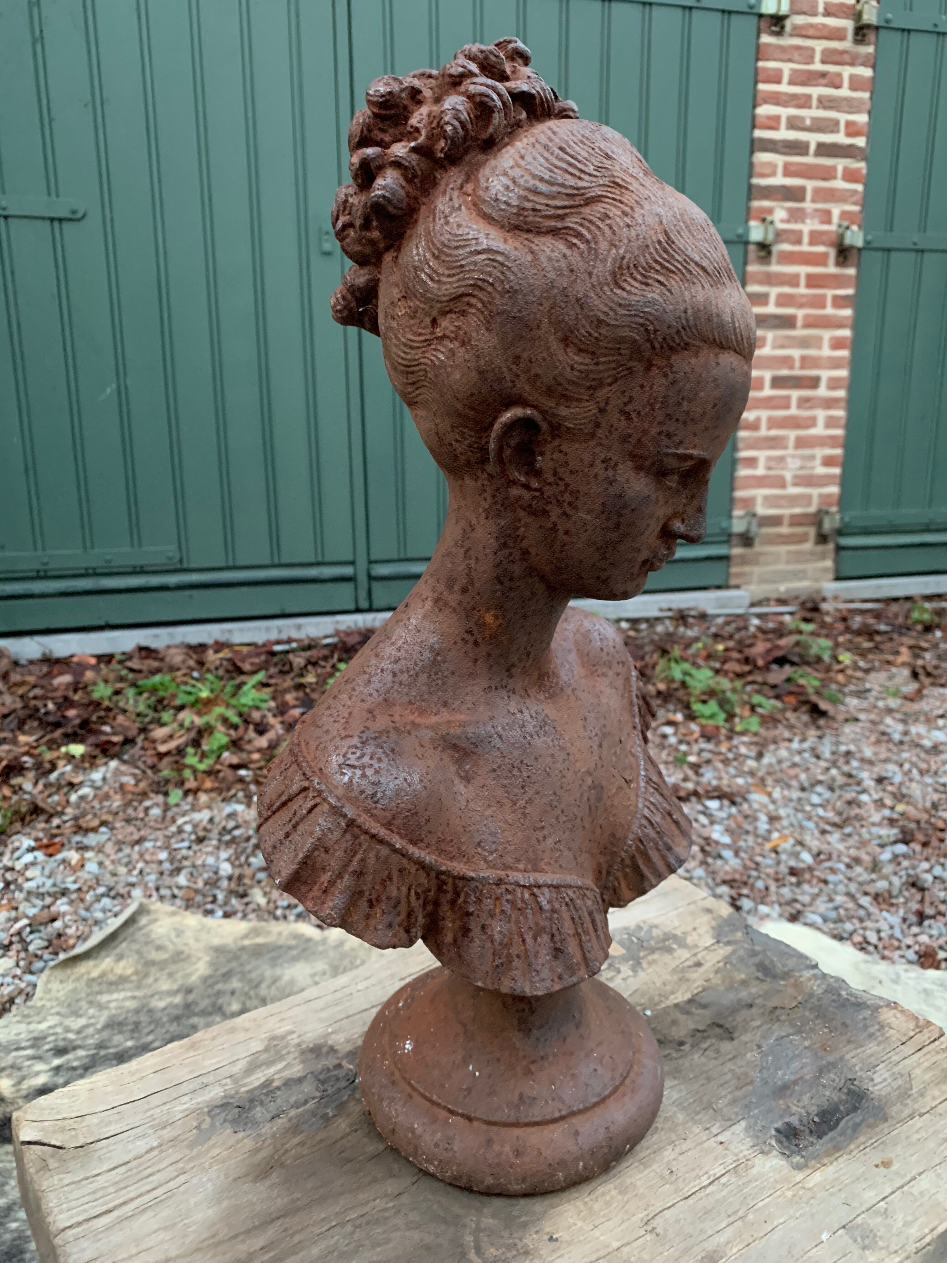 Woman bust