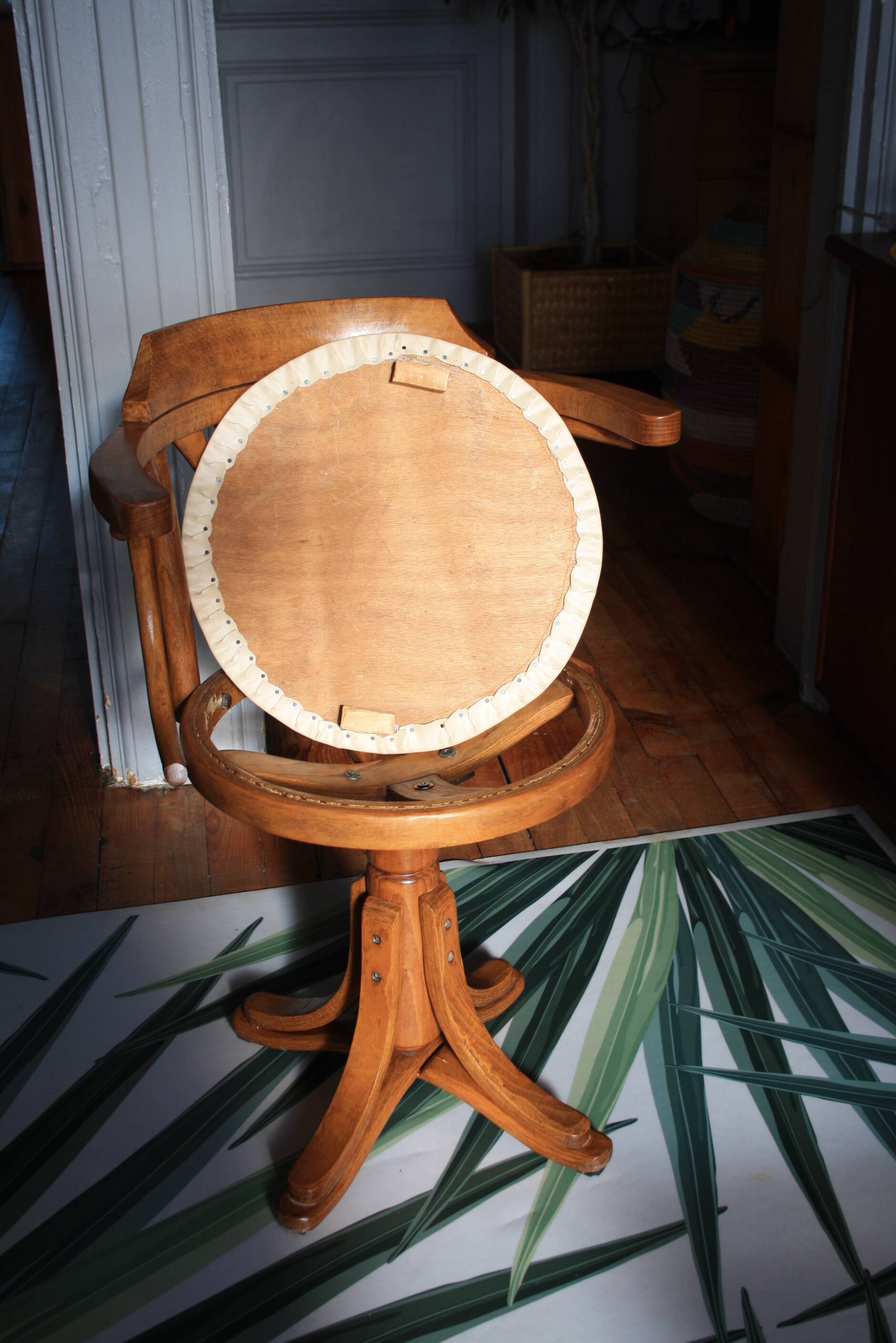 Fauteuil de bureau Americain pivotant en bois Thonet