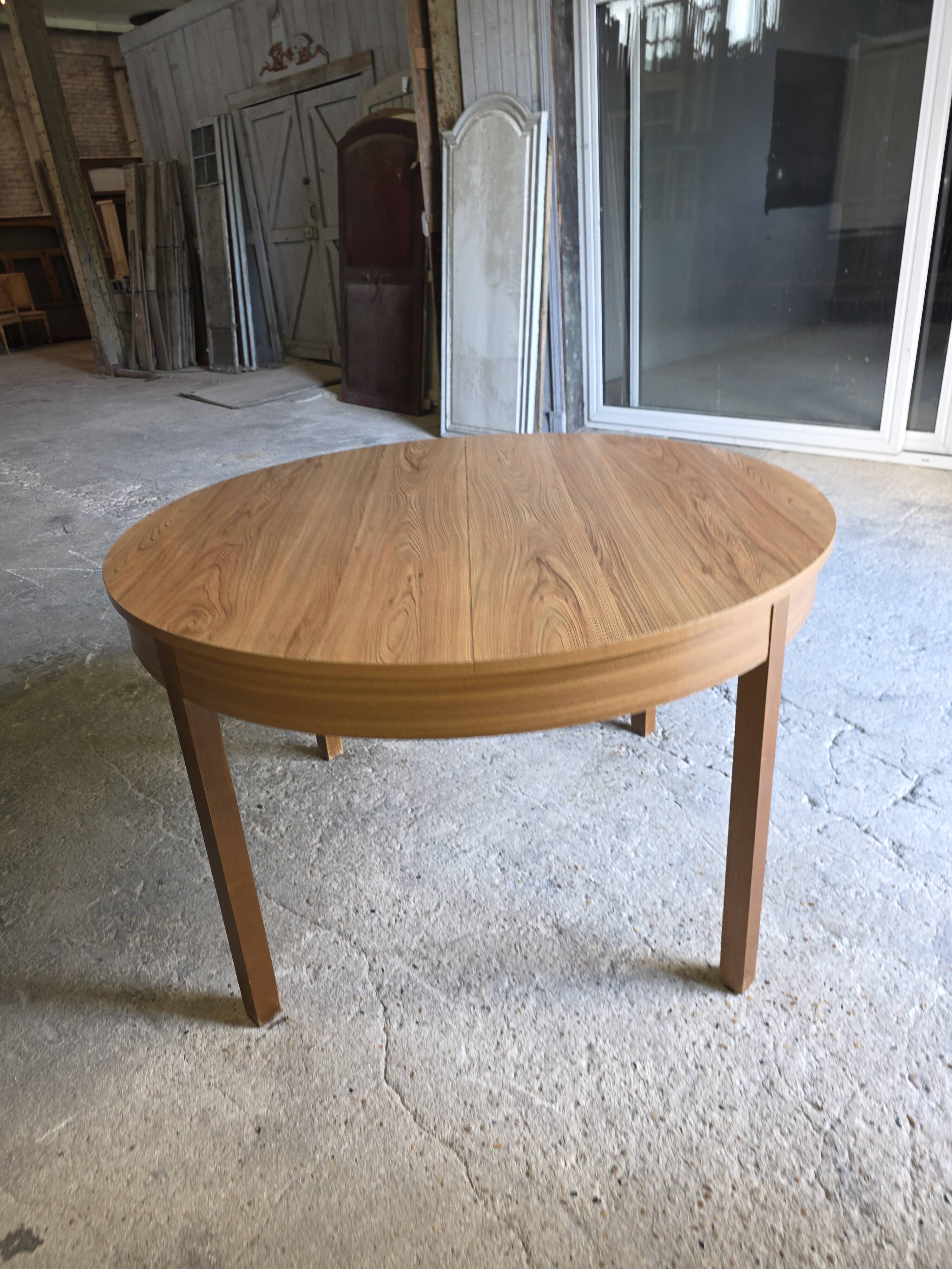 Table scandinave extensible en chêne des années 60