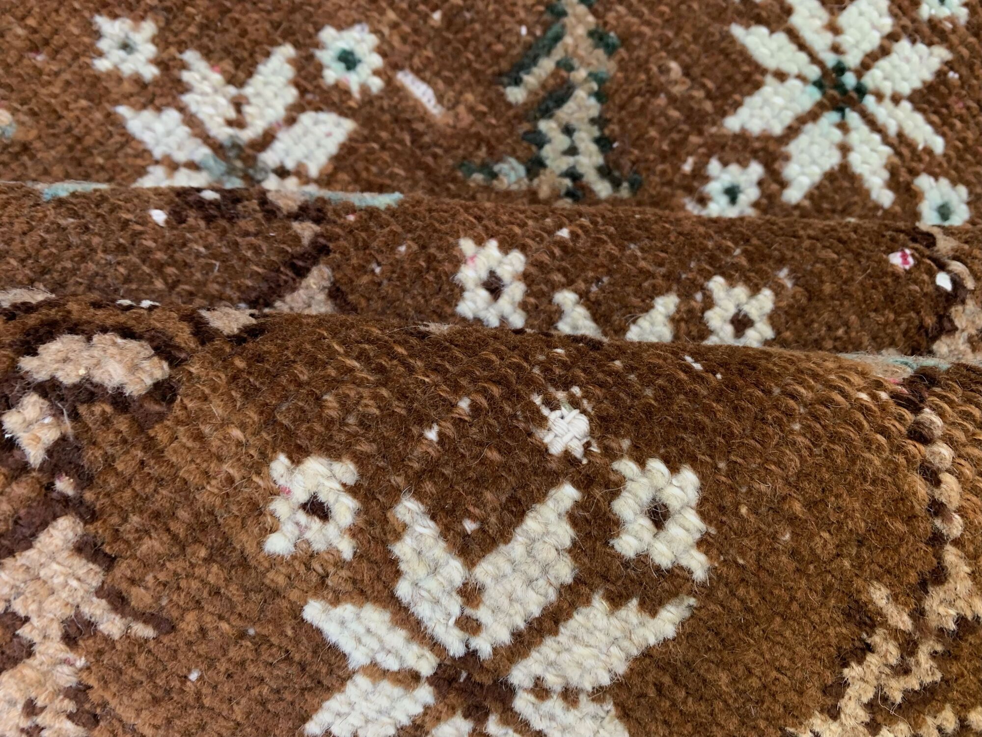 Vintage turkish rug 250x157 cm shabby distressed carpet large