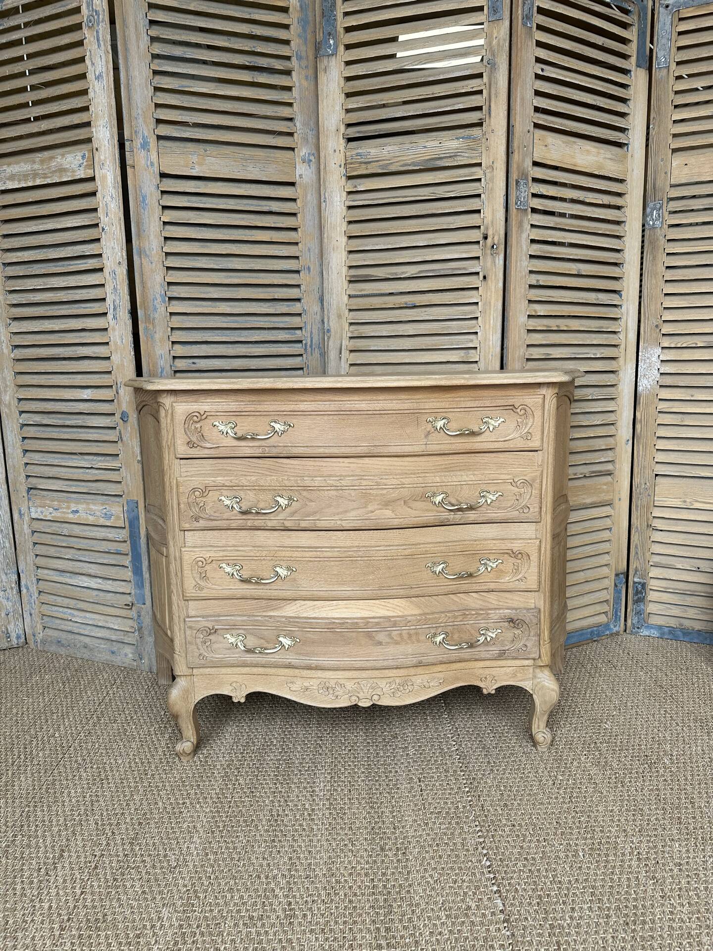 Antique oak chest of drawers – Louis XV style – 4 drawers