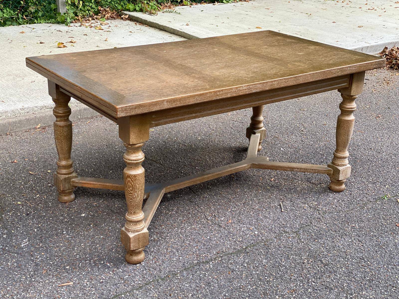 Table à manger de ferme extensible renaissance espagnol patinée 10 places