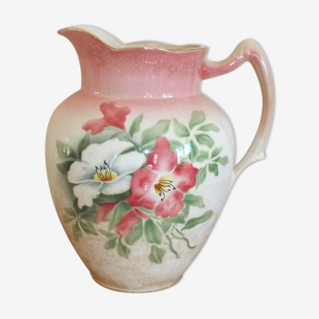 Large pitcher or pitcher of floral decoration