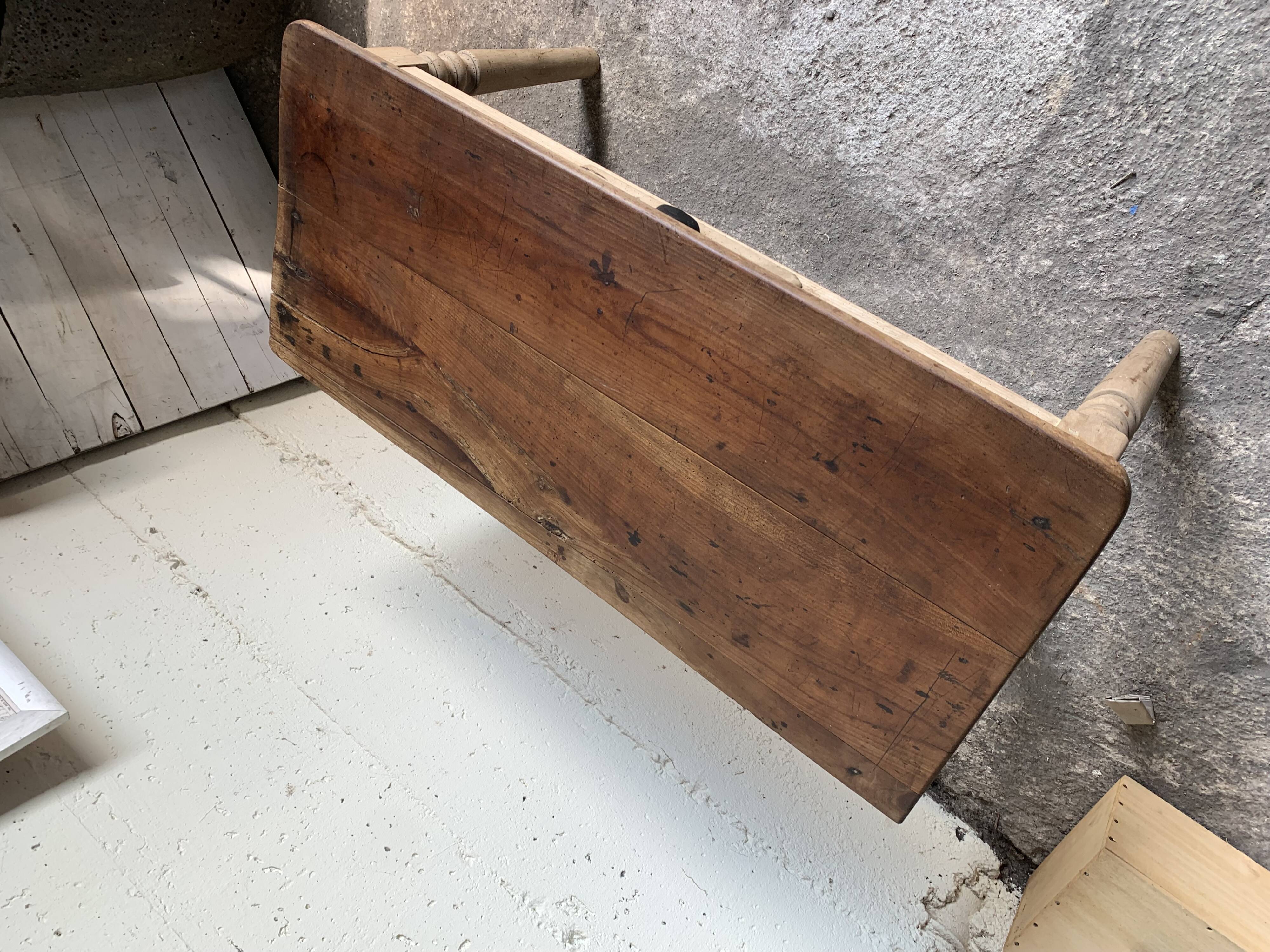 Raw bio coffee table