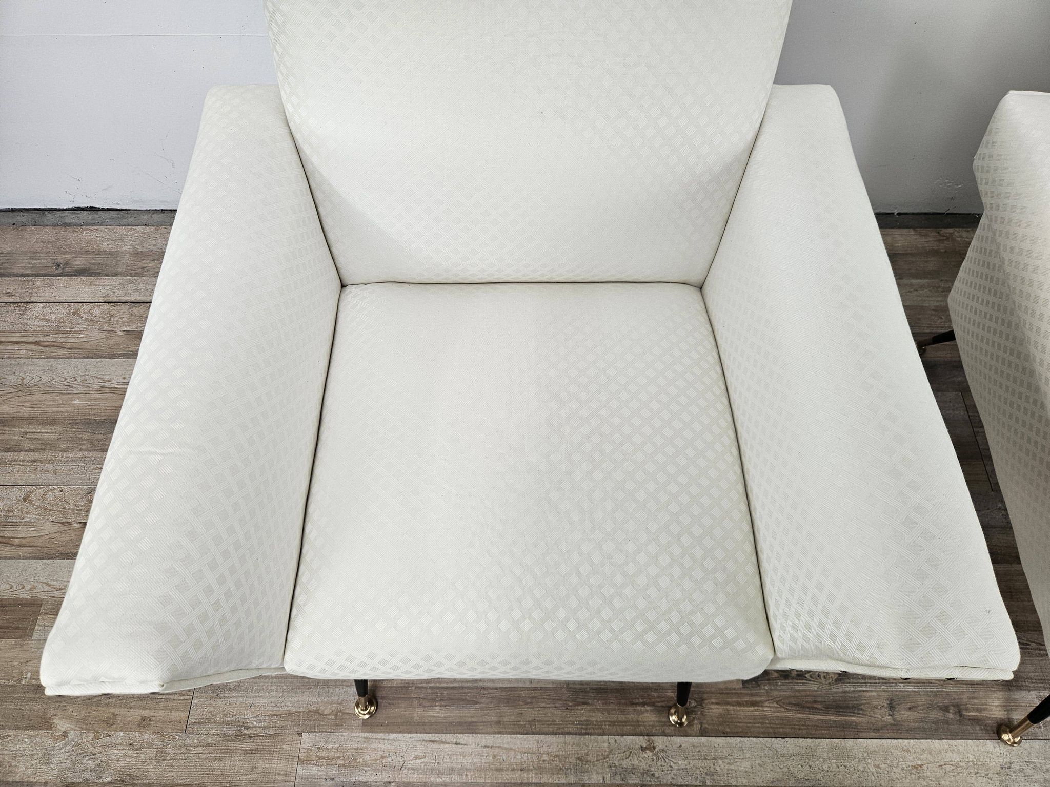 Italian armchairs from the 1950s in cream fabric with iron legs.