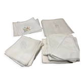 Lot de 22 mouchoirs brodés anciens 1930/40