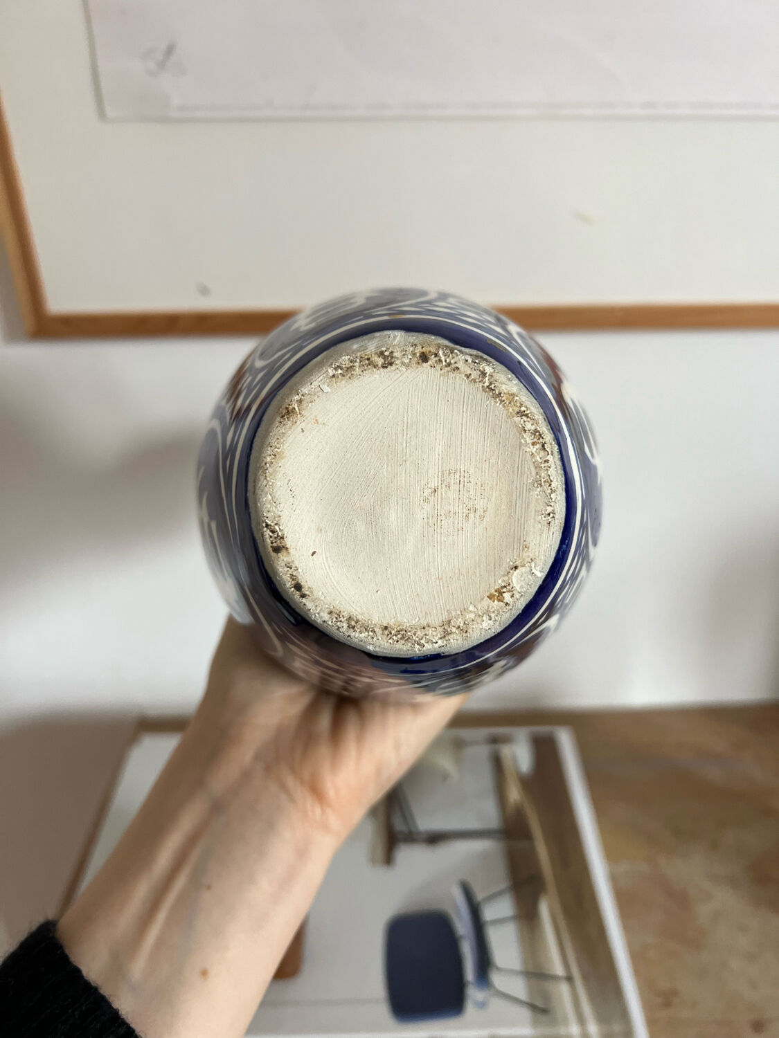 Blue-patterned ceramic vase