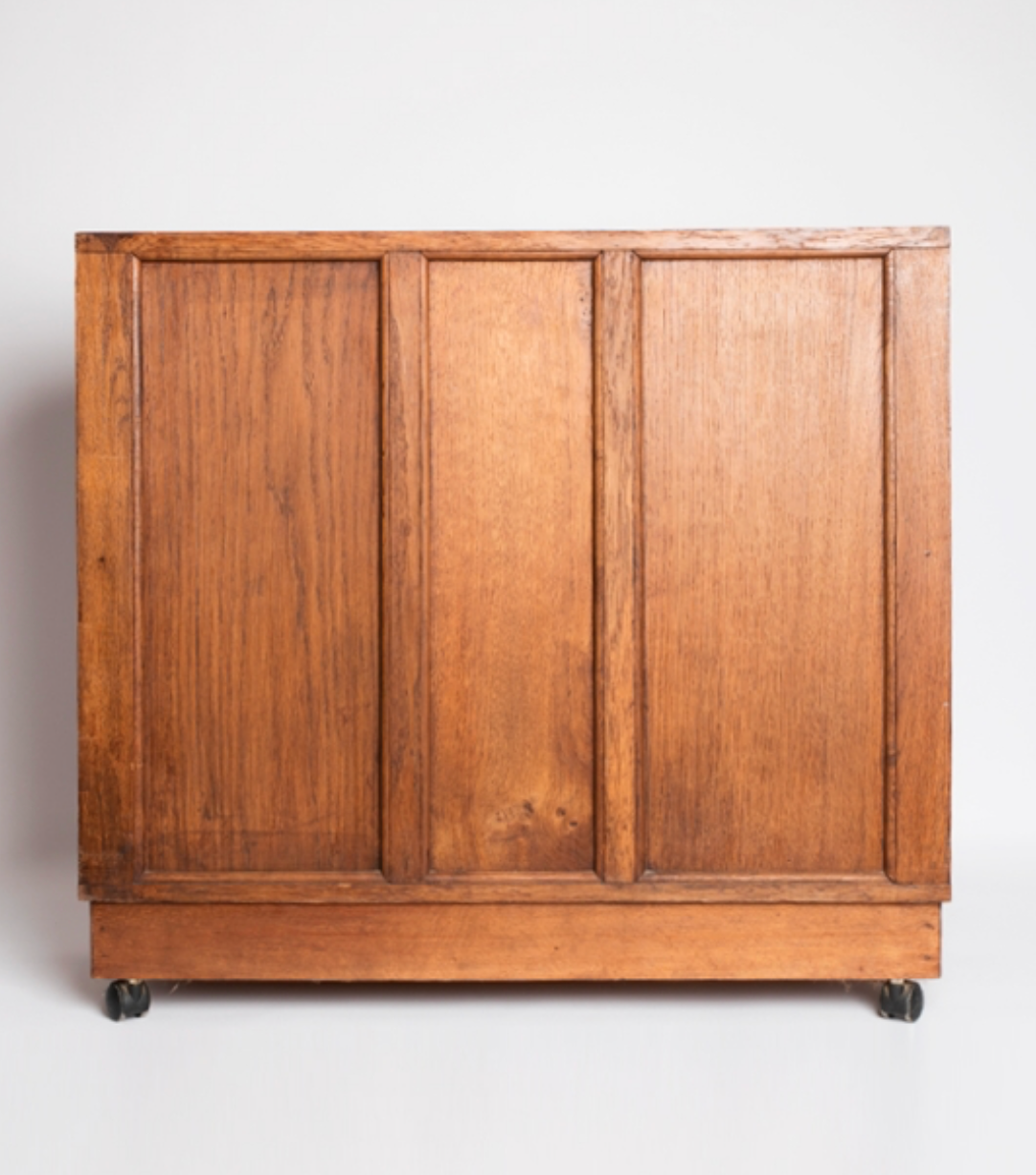 On roulette wooden furniture