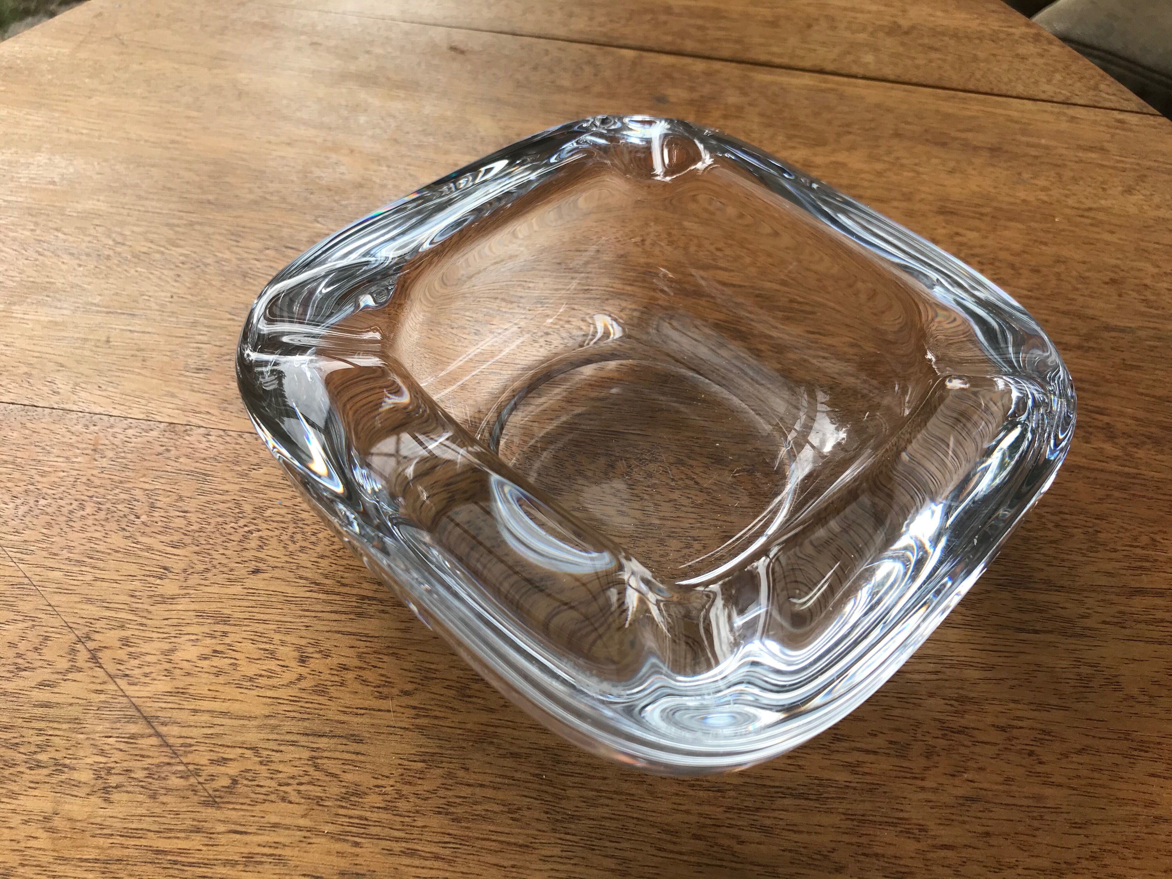 Two vannes art crystal ashtrays