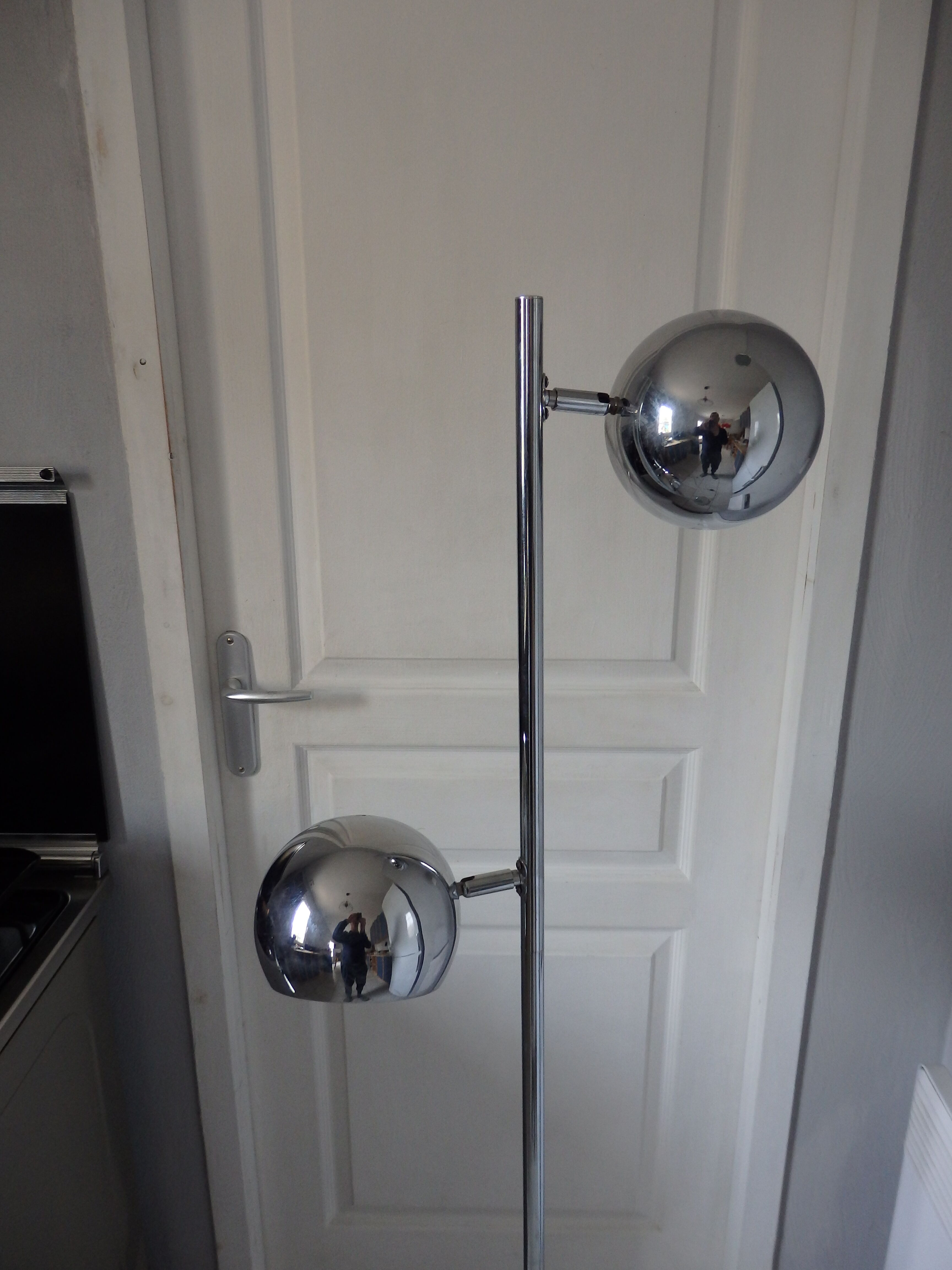 Vintage chrome floor lamp with two adjustable ball spotlights