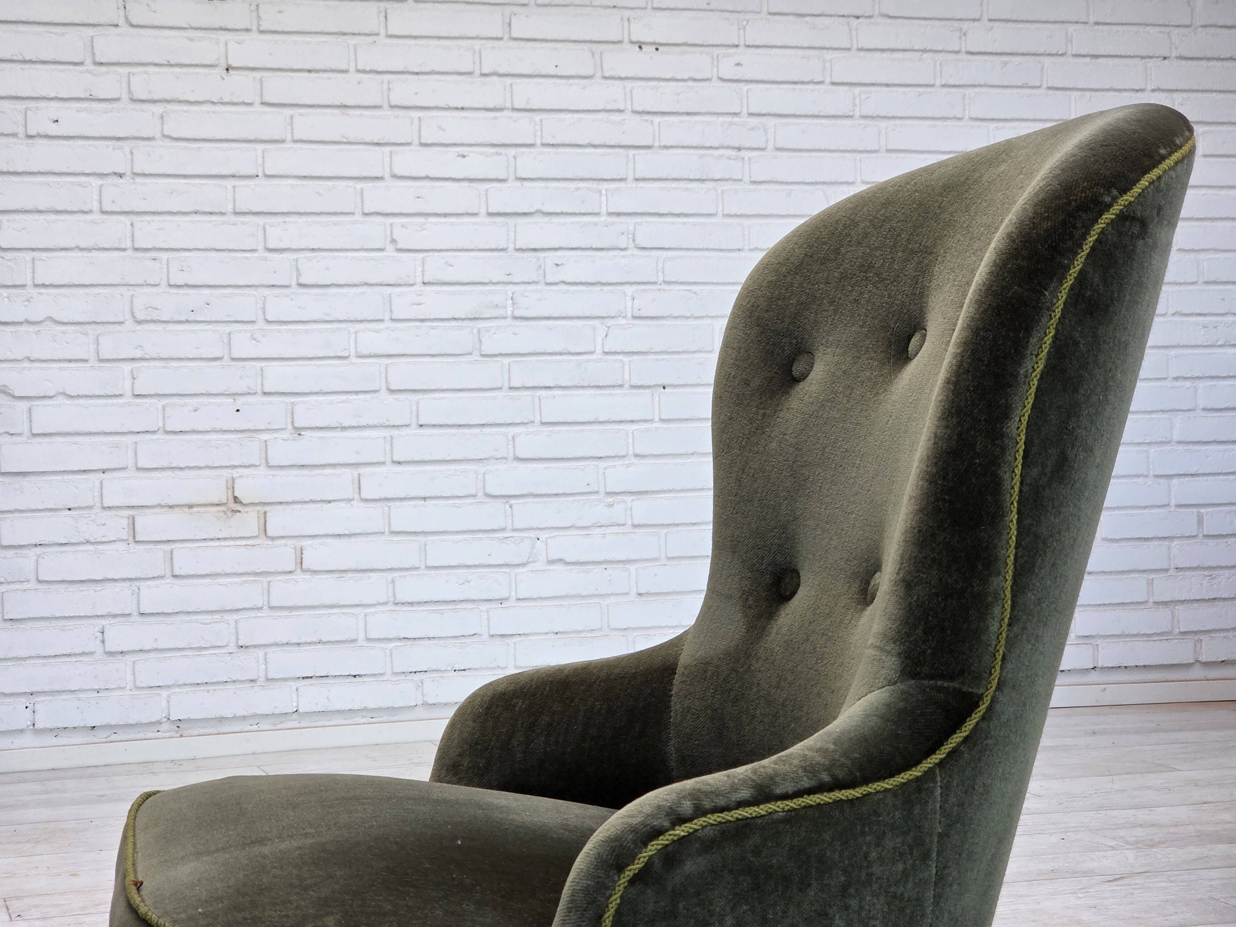 1970s, Danish side chair, green furniture velour, beech wood legs.