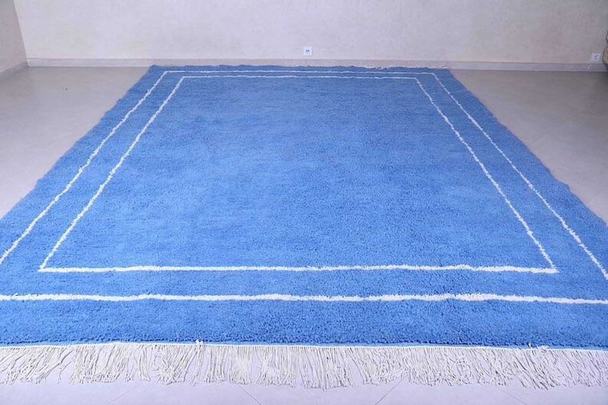 Tapis marocain traditionnel en laine bleue, fait main