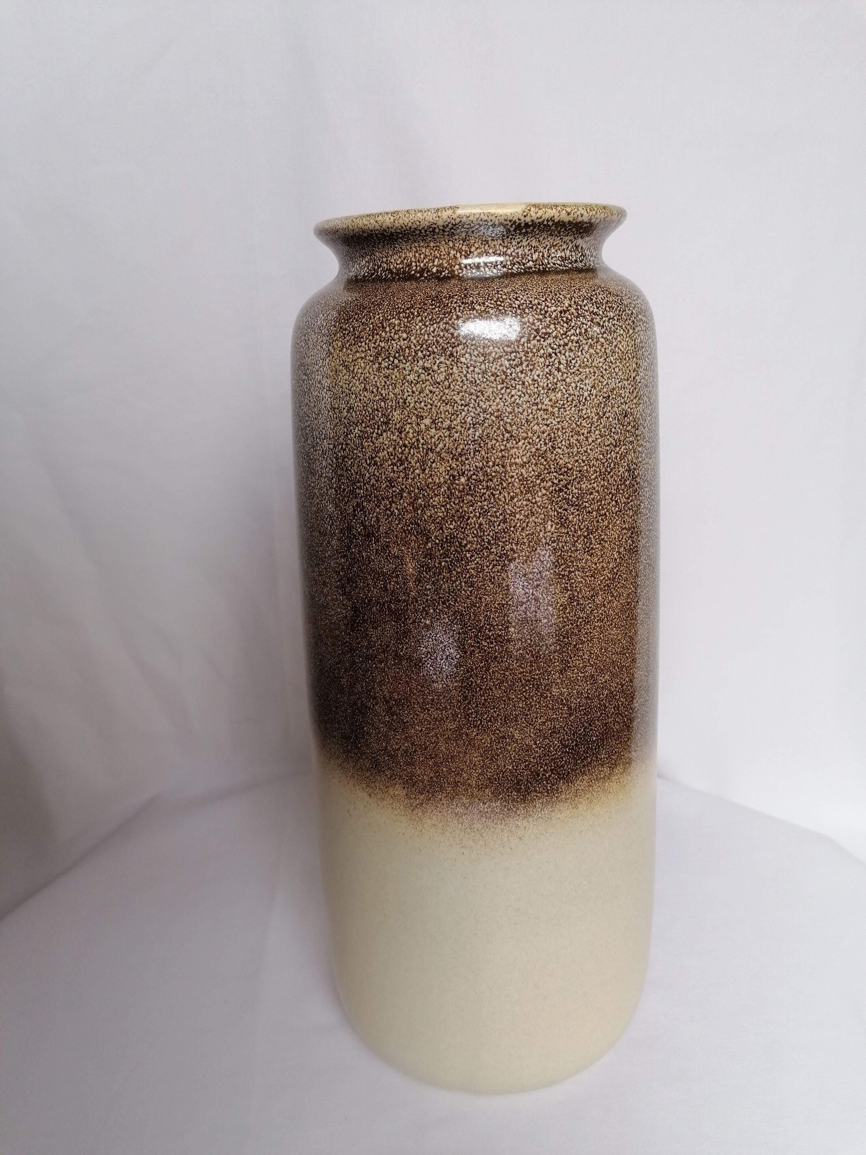 West Germany vase dating back to the 70s