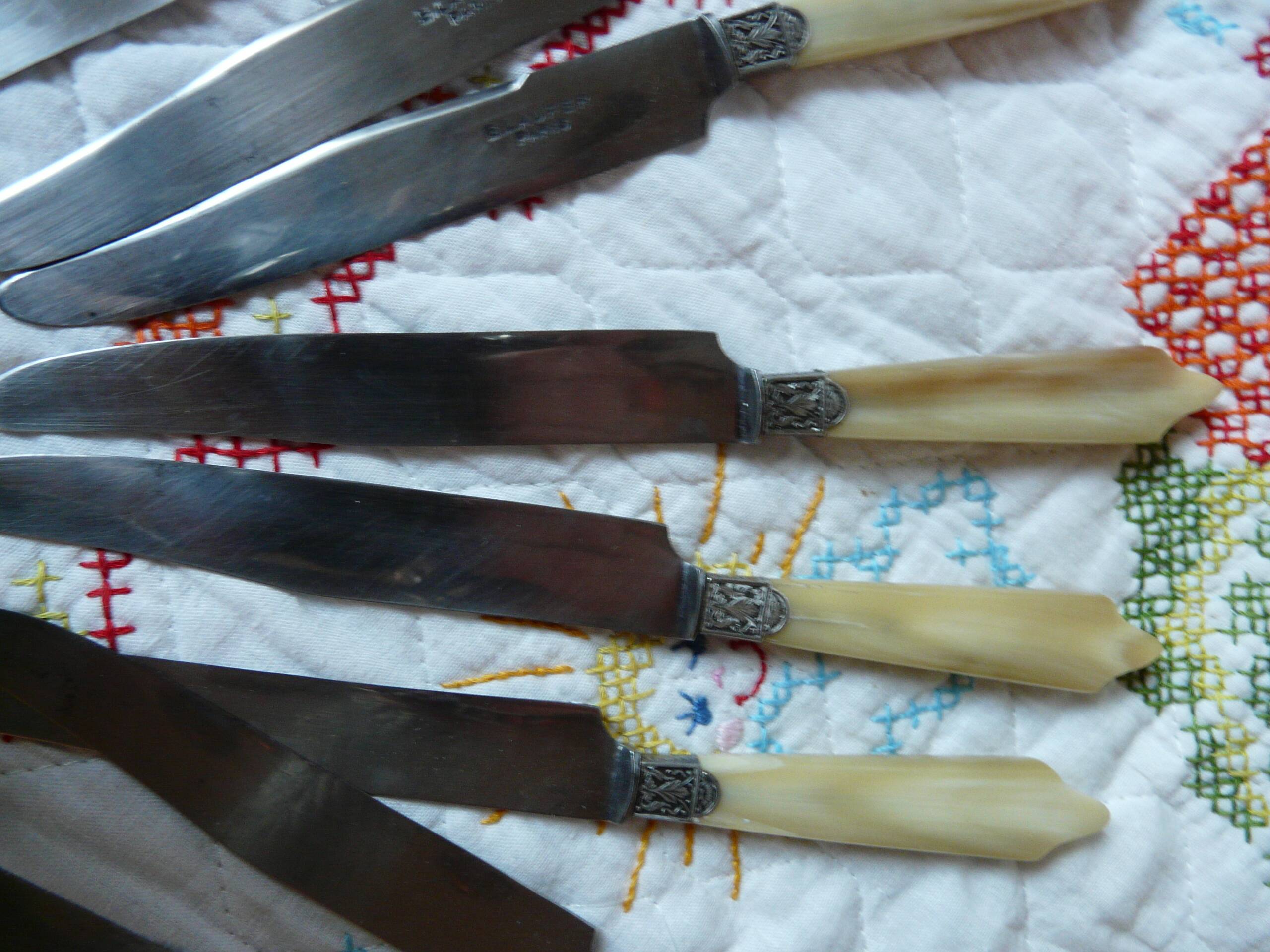 Laufert 12-piece dessert or cheese knife set with silver ferrule