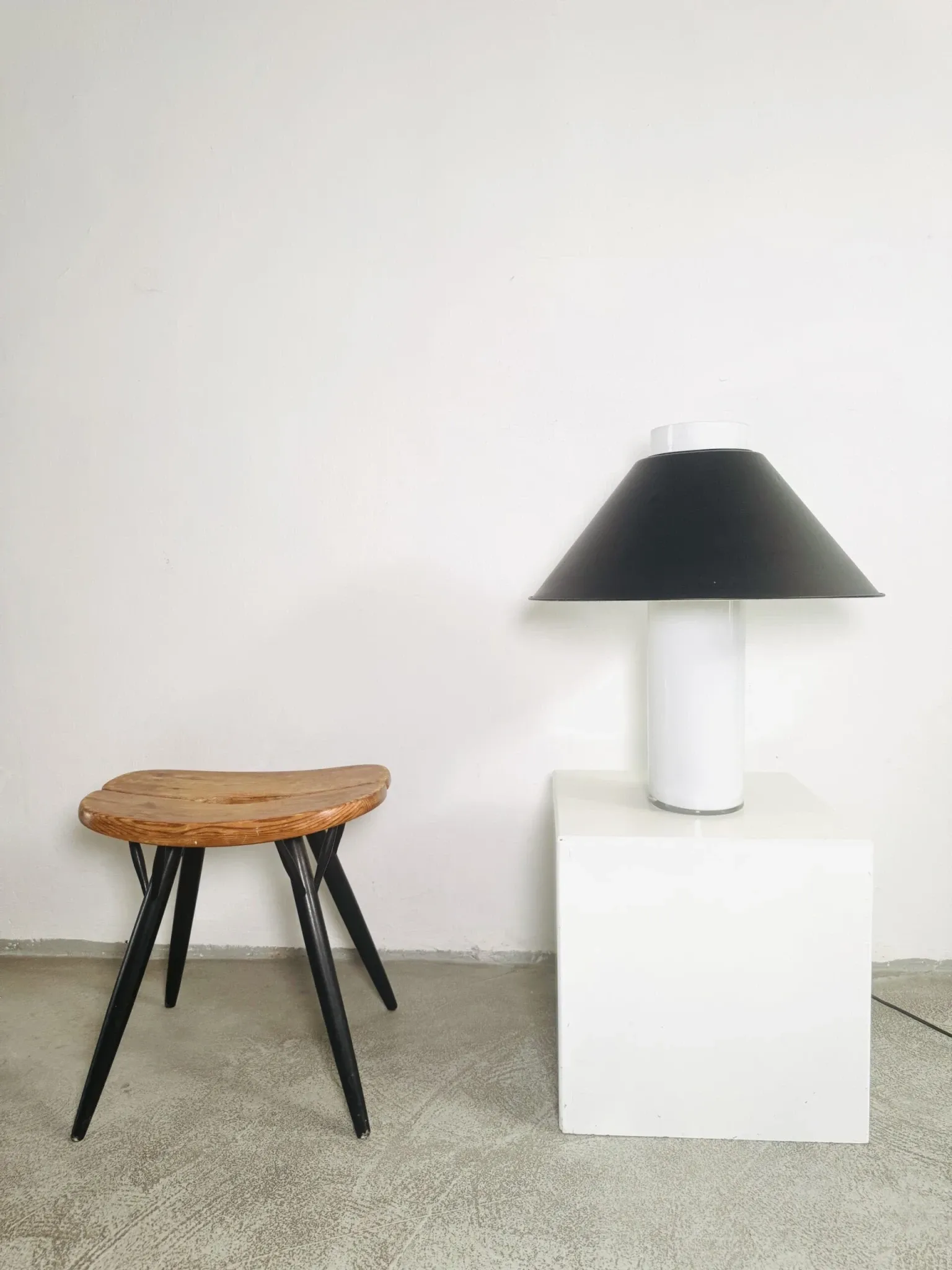 Lampe de table A-858 par Glashütte Limburg, Allemagne, années 1960.